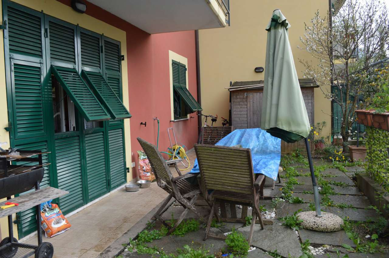 Appartamento AVEGNO vendita   centro Gobello Immobiliare