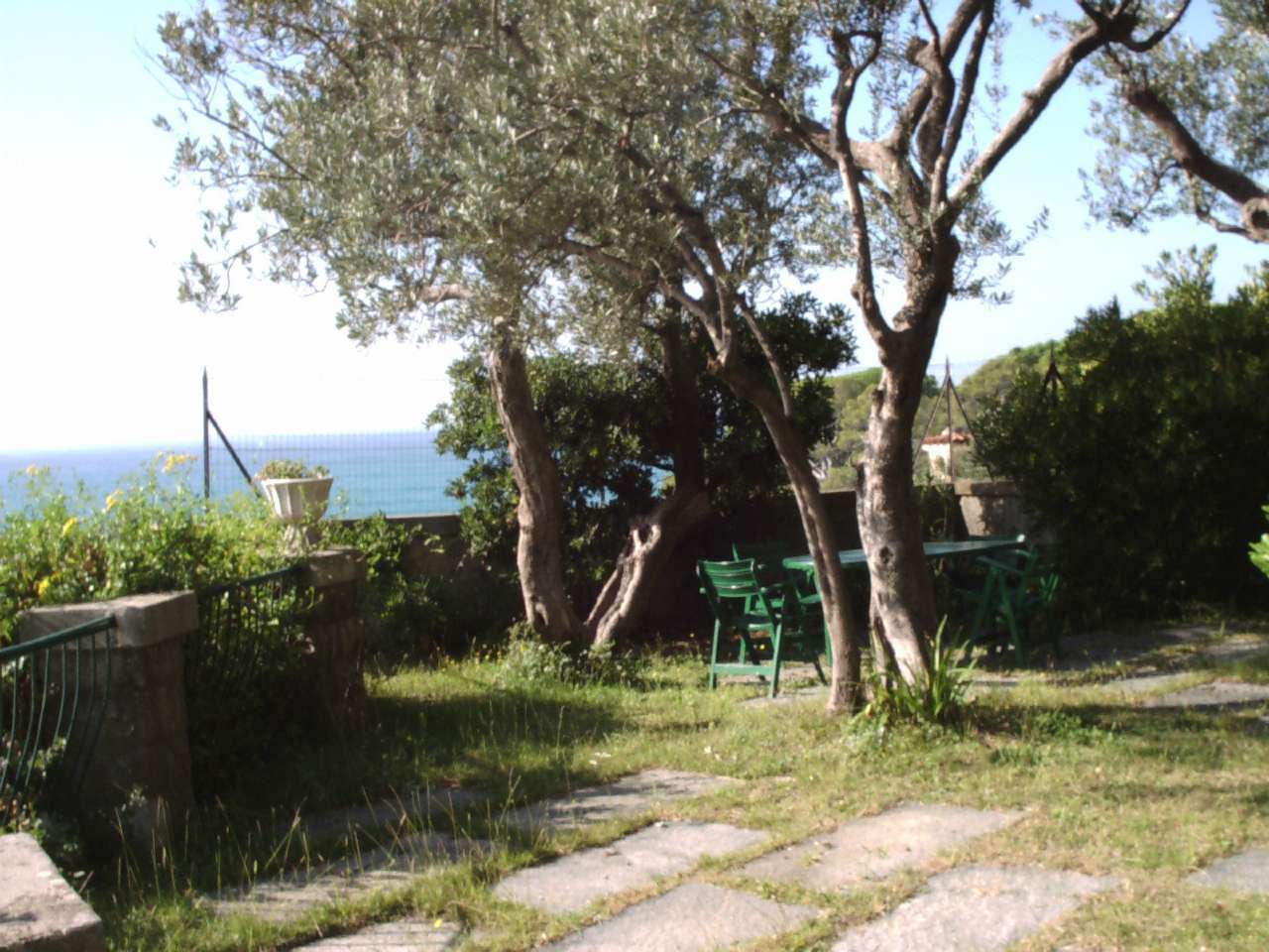 Appartamento PIEVE LIGURE vendita   aurelia Gobello Immobiliare