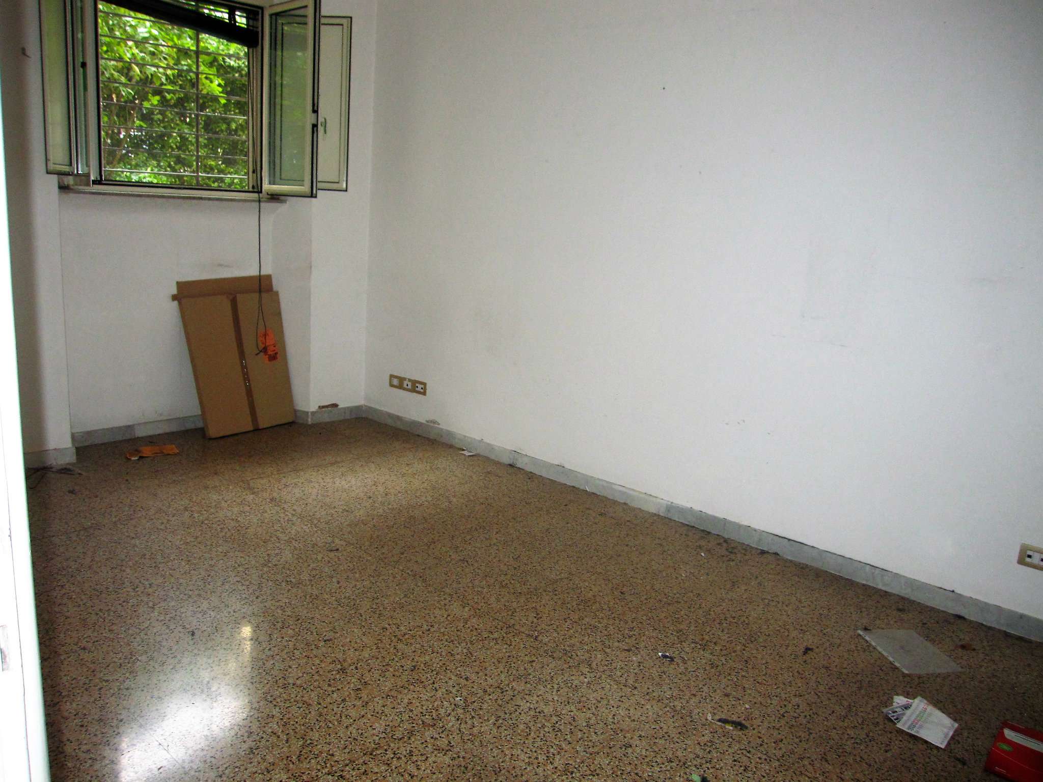  roma affitto quart: appia nuova soluzioni-immobiliari