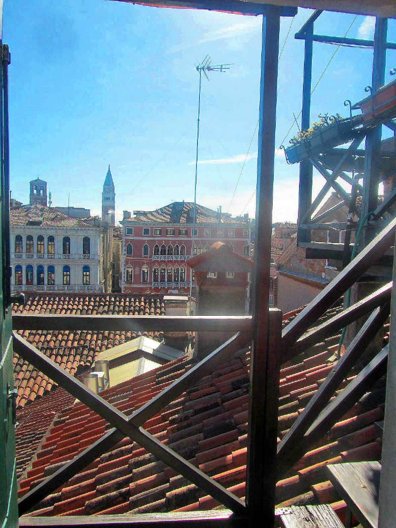 Appartamento VENEZIA vendita  SAN POLO calle del sturion CENTRO IMMOBILIARE BUSNELLI