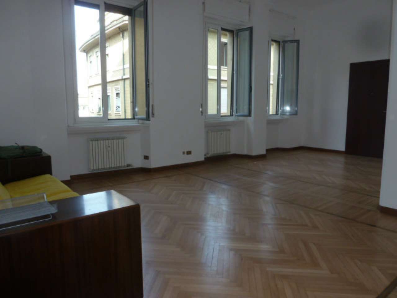 Loft MILANO vendita  CENTRO STORICO GALLERIA DEL CORSO CENTRO IMMOBILIARE BUSNELLI