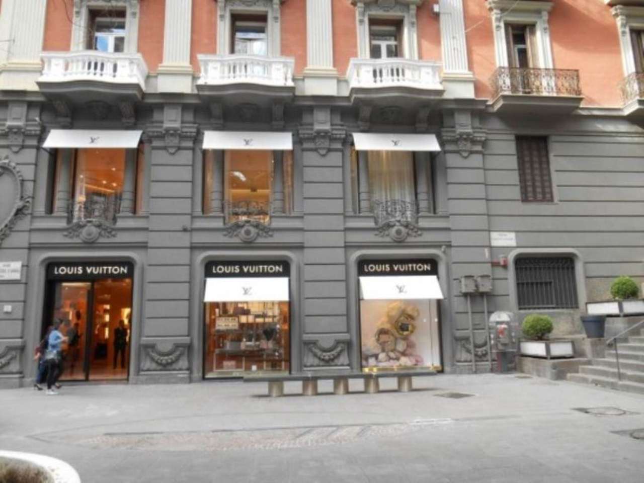 Negozio - Loc.Com. NAPOLI affitto  CHIAIA dei Mille PFC immobiliare