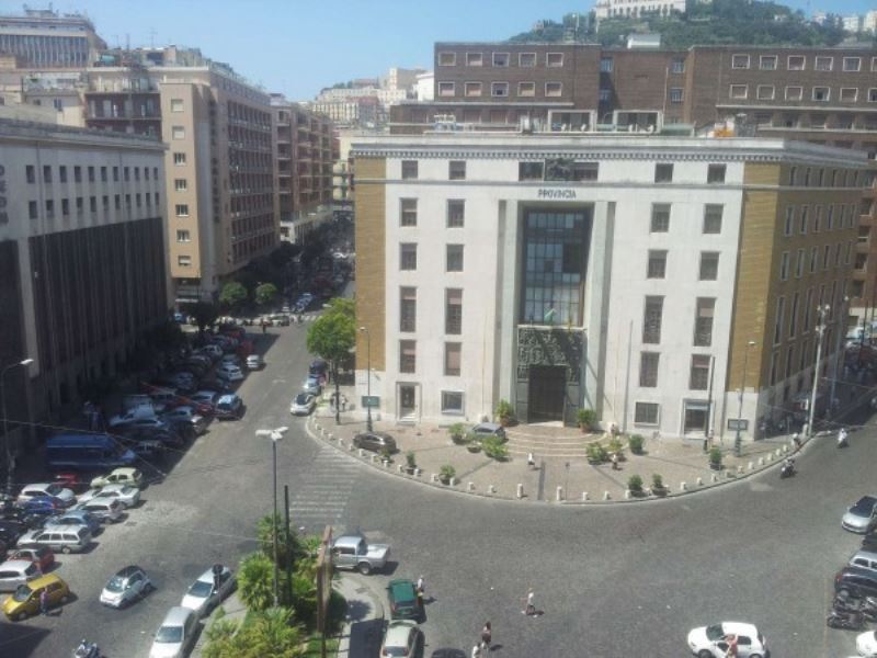  napoli affitto quart: chiaia pfc-immobiliare