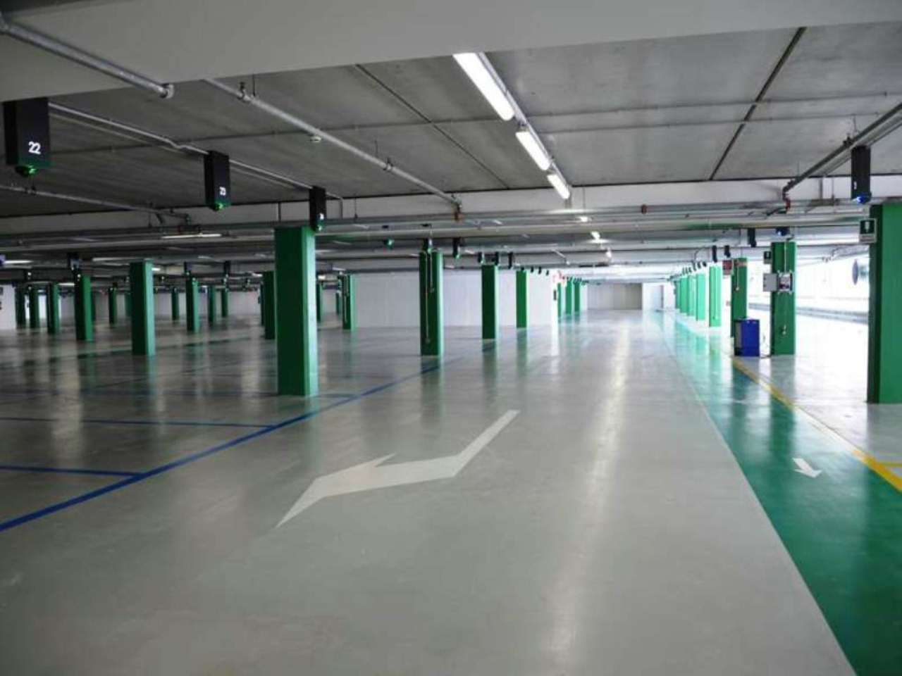 Negozio - Loc.Com. NAPOLI vendita  BAGNOLI giambattista marino PFC immobiliare