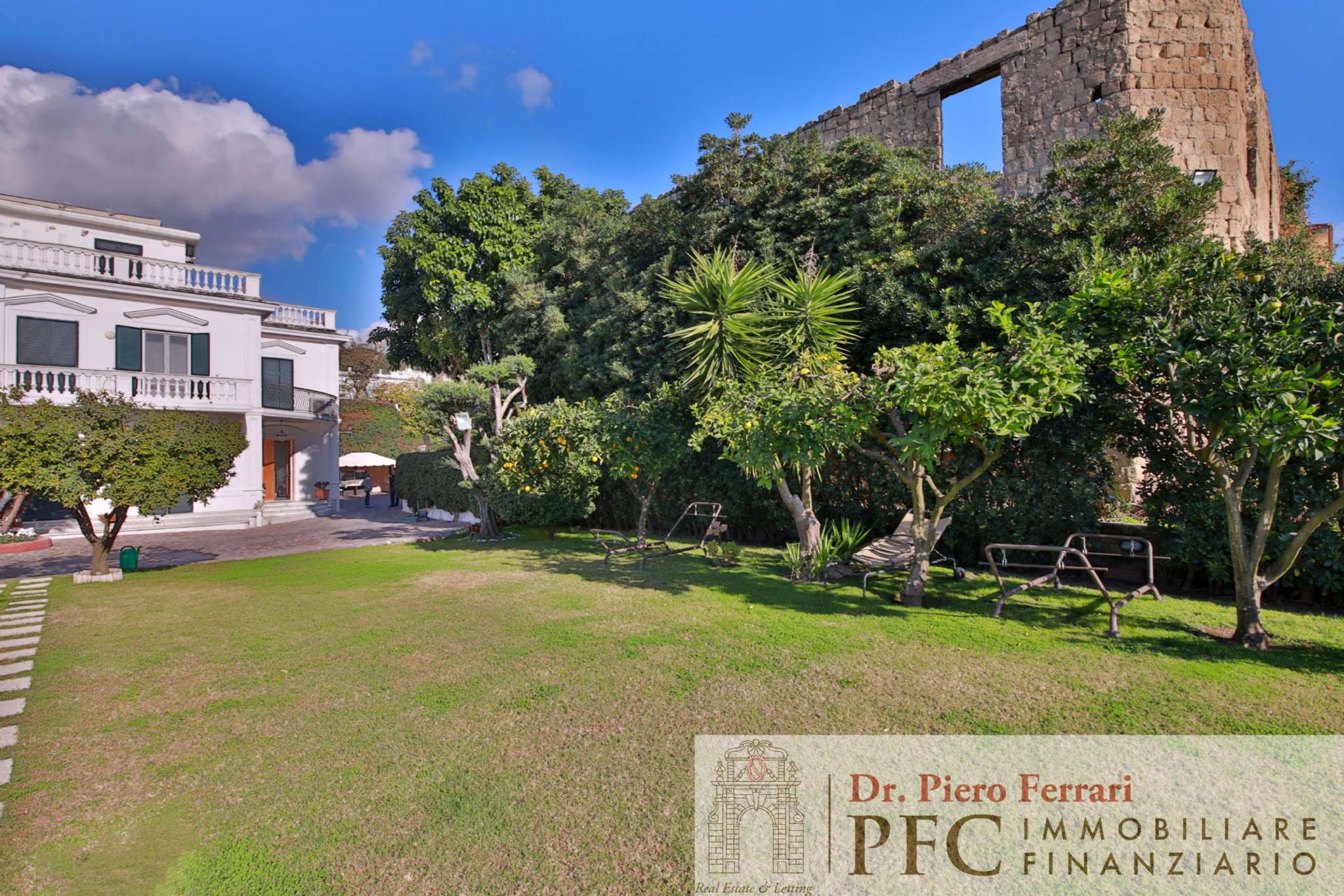 Villa NAPOLI vendita  CHIAIA via marechiaro PFC immobiliare