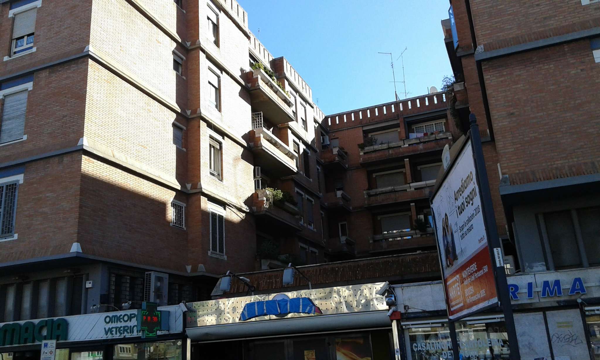  roma vendita quart: gregorio vii immobiliare l.& m.di liberati luciano e marmoni r