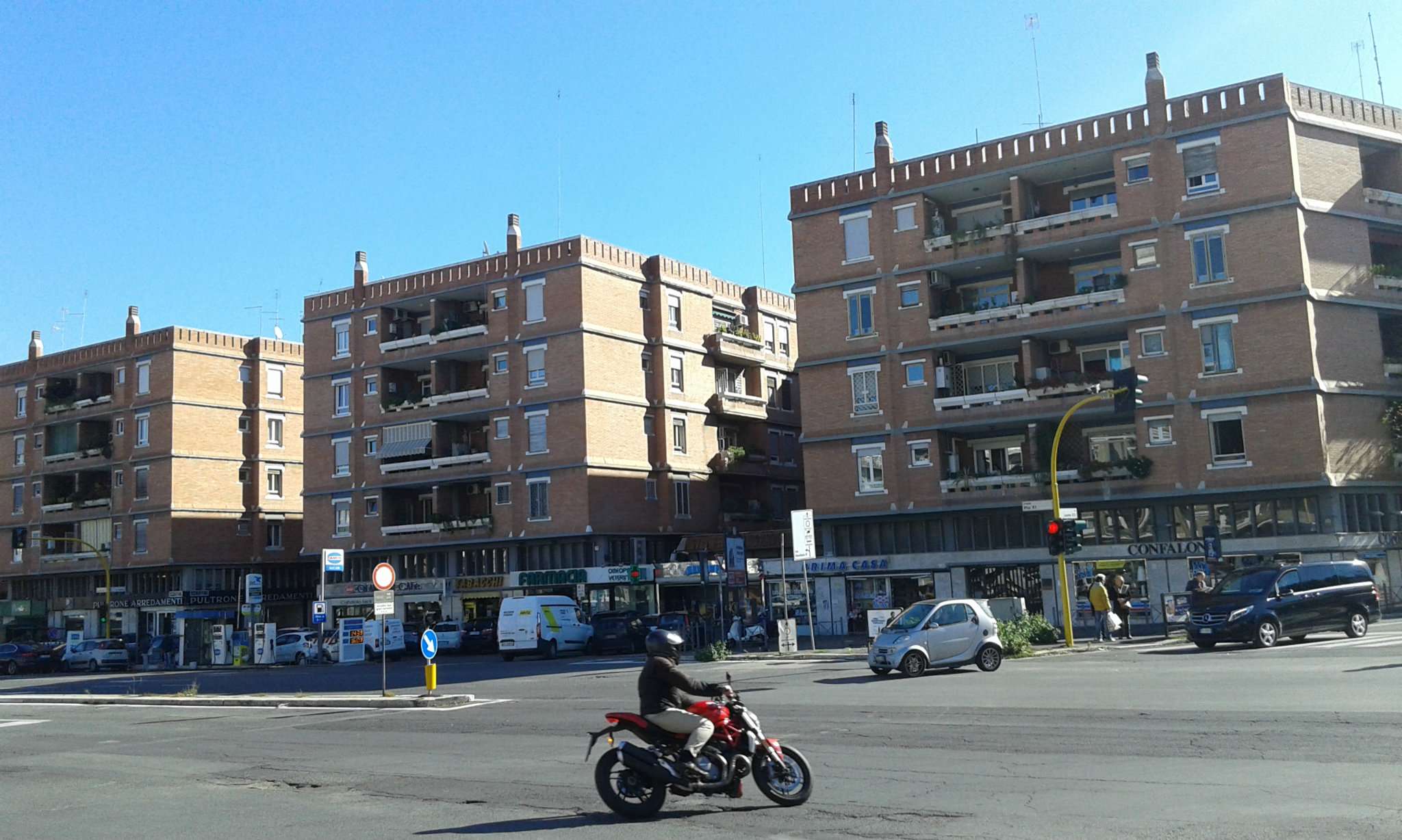 Appartamento ROMA vendita  GREGORIO VII Teodoro Valfrè IMMOBILIARE L.& M.DI LIBERATI LUCIANO E MARMONI R