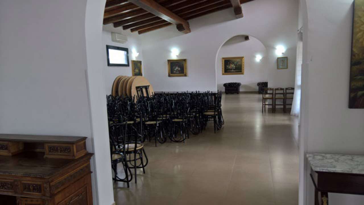 Negozio - Loc.Com. ROMA vendita  LAURENTINA Via Castel di Leva Elite Immobiliare
