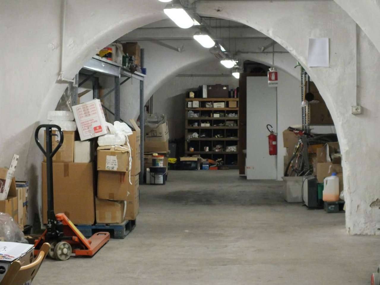 Negozio - Loc.Com. GENOVA vendita  CENTRO Assarotti AGENZIA FERRARI