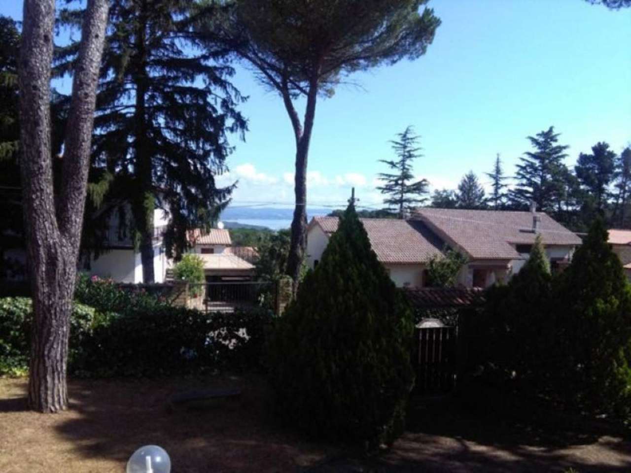 Villa VALENTANO vendita   Via A.Ongaro Casa Direct