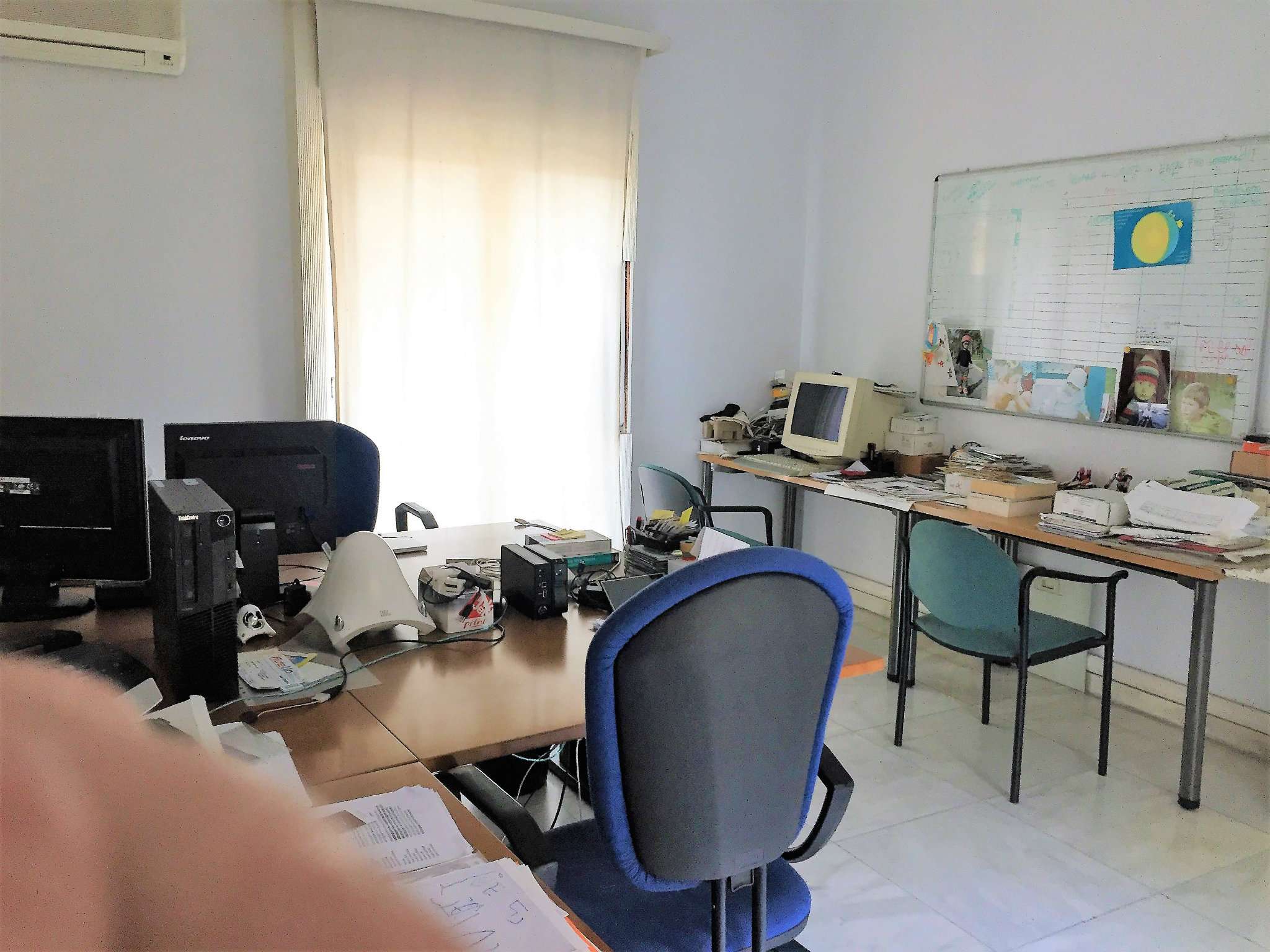 Ufficio - Loc.Com. MILANO affitto  REPUBBLICA Vittor Pisani mdre