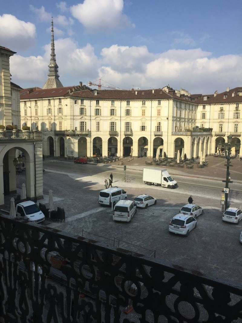  torino affitto quart: centro gruppo vi  s.a.s.