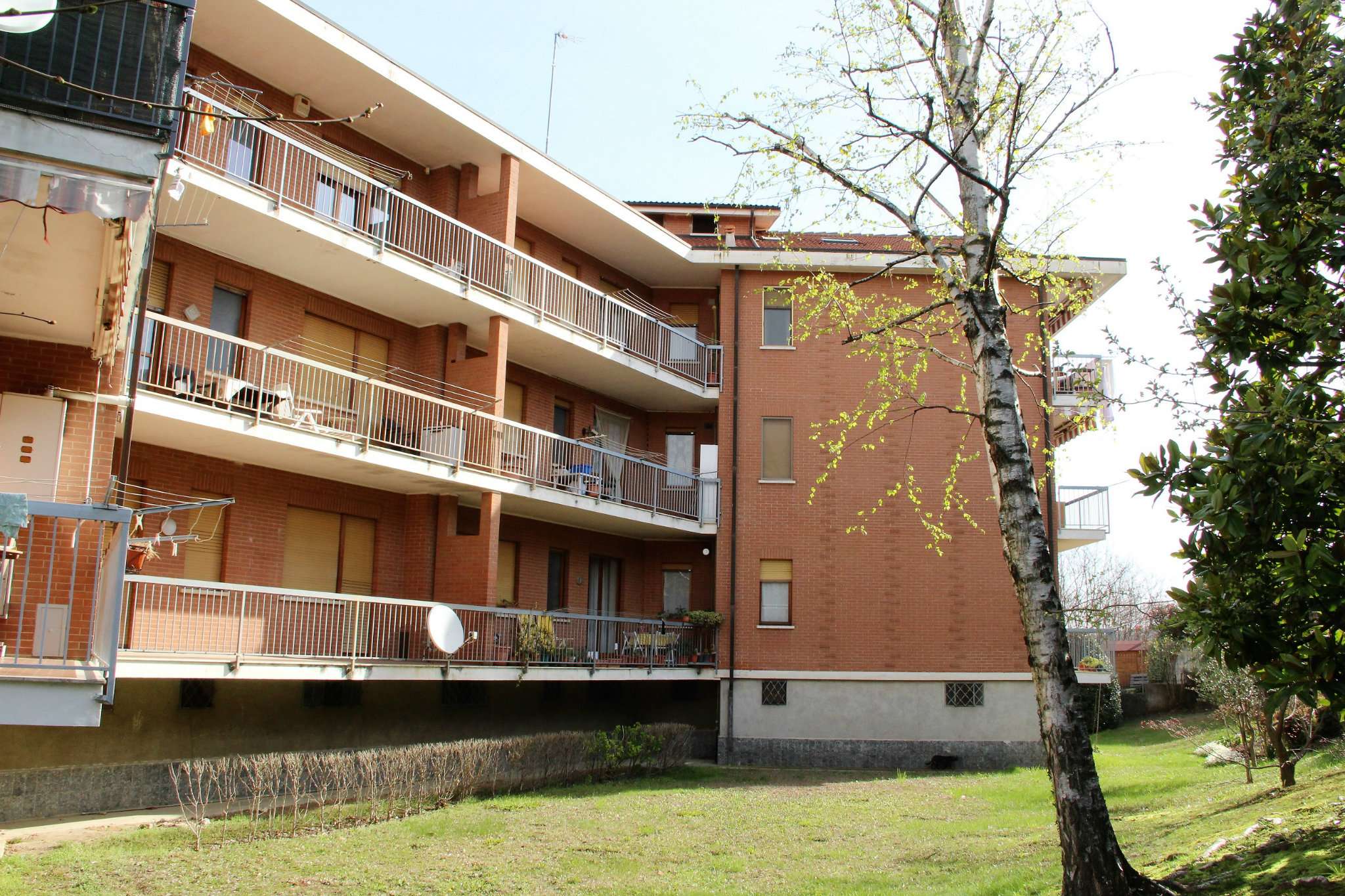  rosta vendita quart:  immobiliare rosta buttigliera