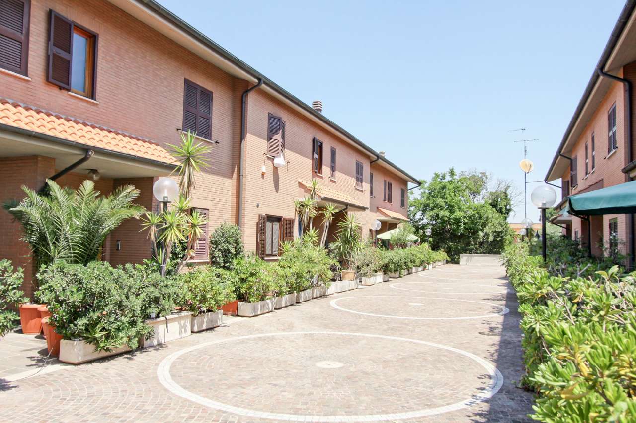  roma vendita quart: tuscolano (vi mun.) re/max urbest