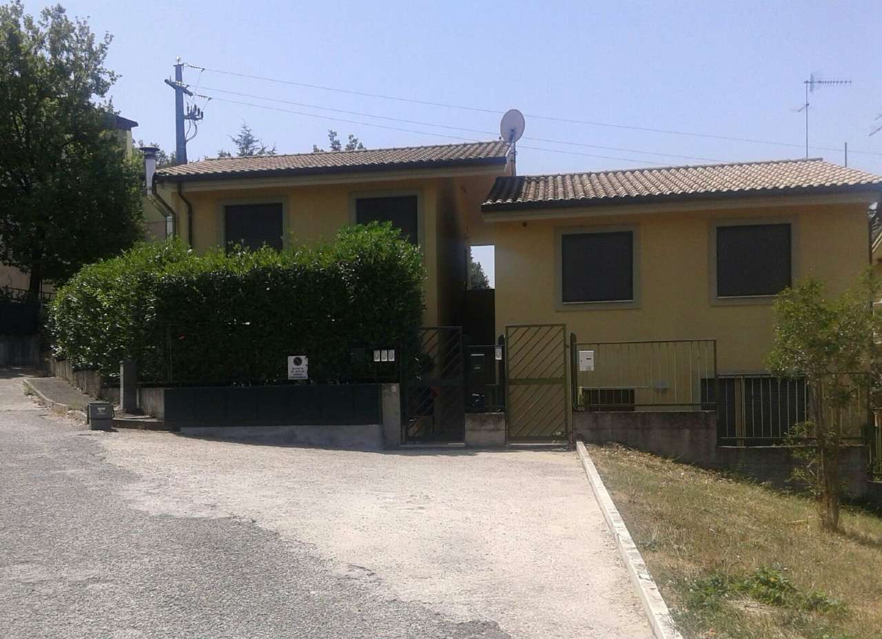  poggio mirteto vendita quart:  re/max urbest