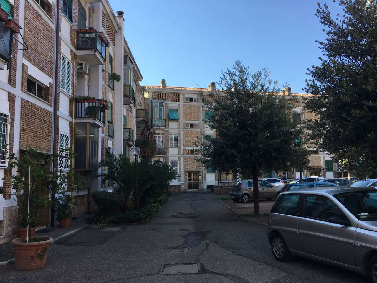  roma vendita quart: tuscolano (vi mun.) re/max urbest