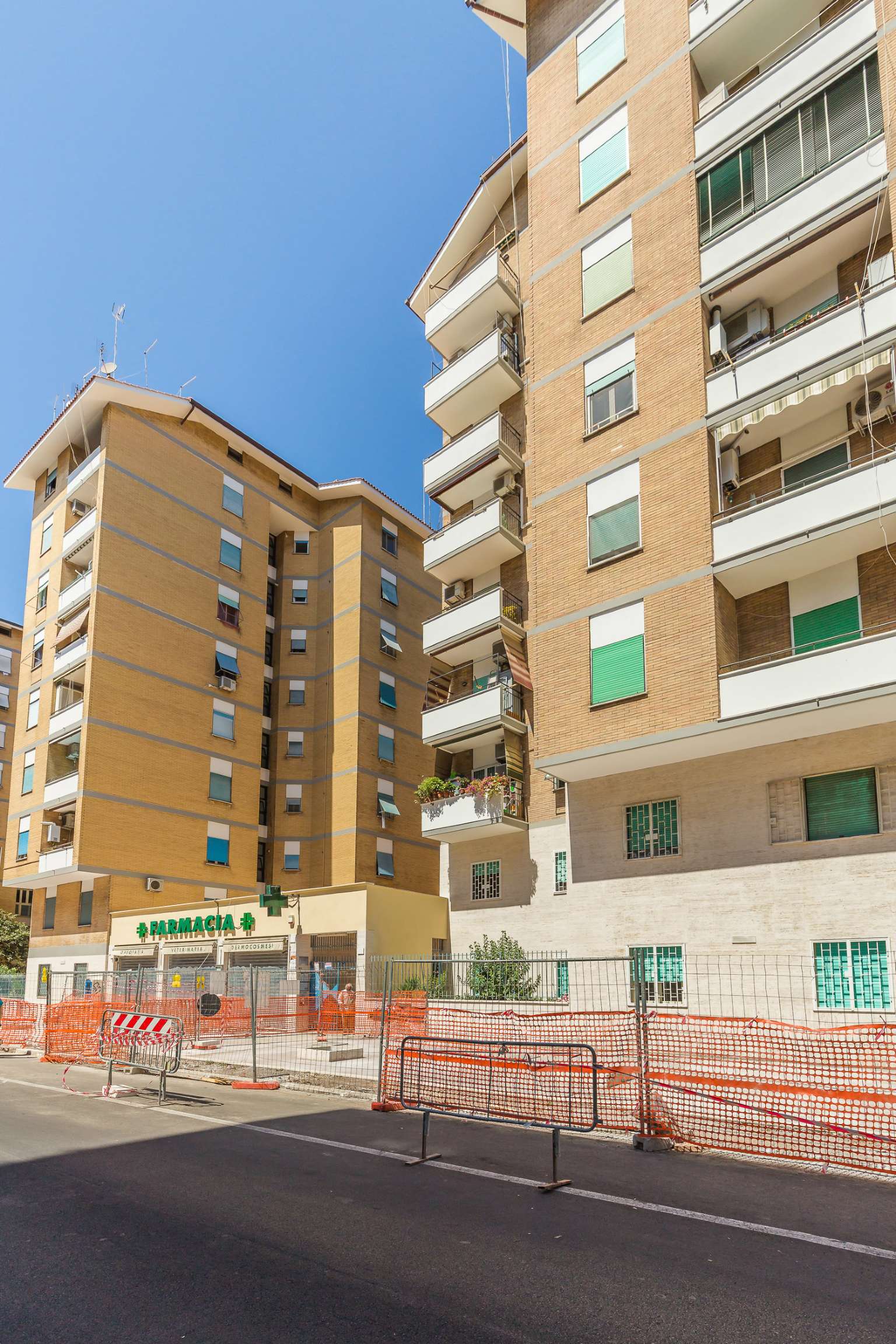  roma vendita quart: tuscolano (vi mun.) re/max urbest