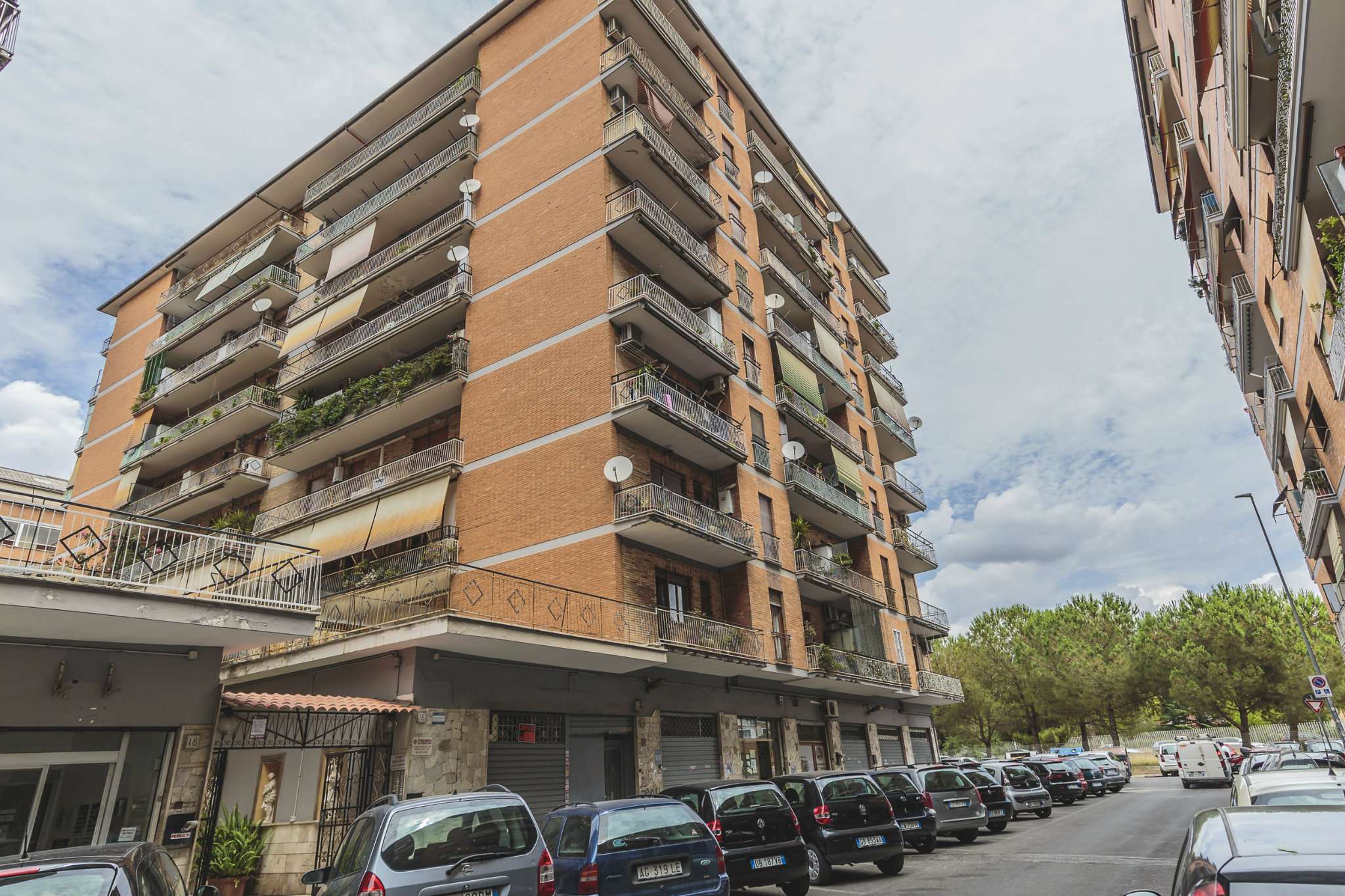 Appartamento ROMA vendita  TUSCOLANO (VI MUN.) Attio Labeone RE/MAX Urbest