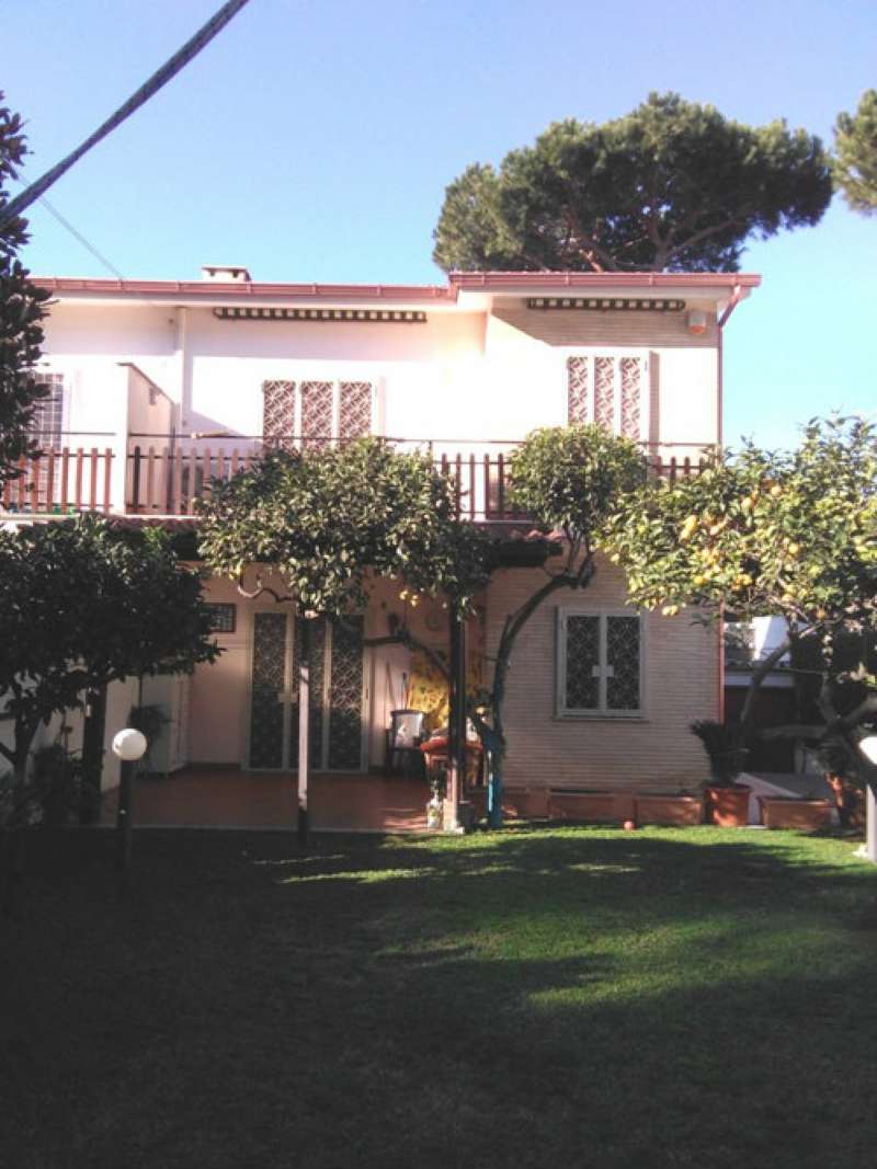 Villa Bifamiliare ANZIO vendita   Elisabetta RE/MAX Urbest