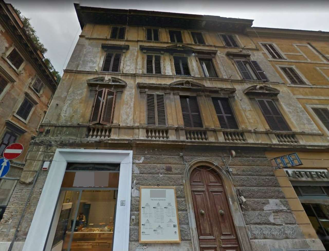 Negozio - Loc.Com. ROMA vendita  PRATI Borgo Pio RE/MAX Urbest
