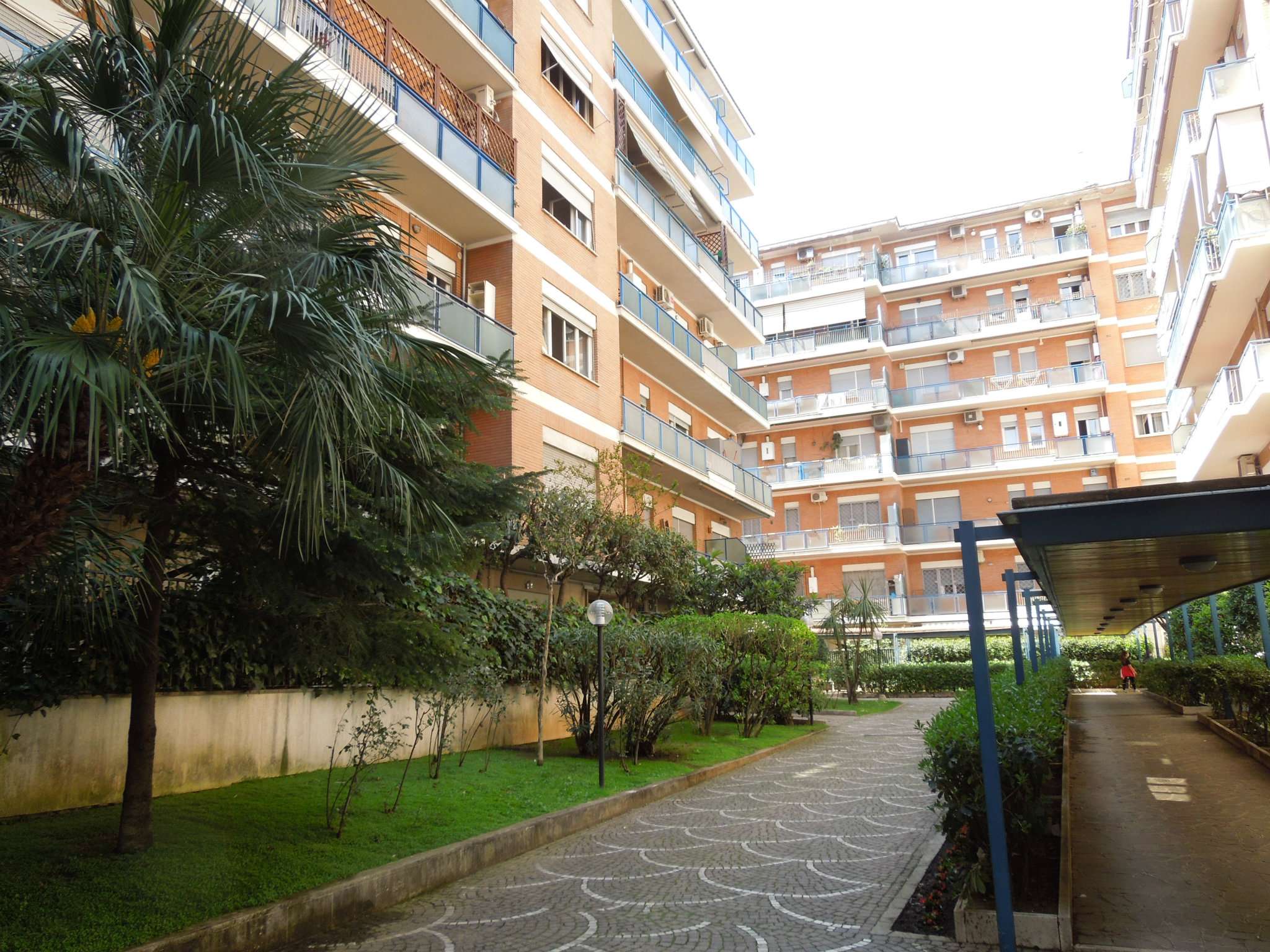  roma affitto quart: gregorio vii re/max urbest