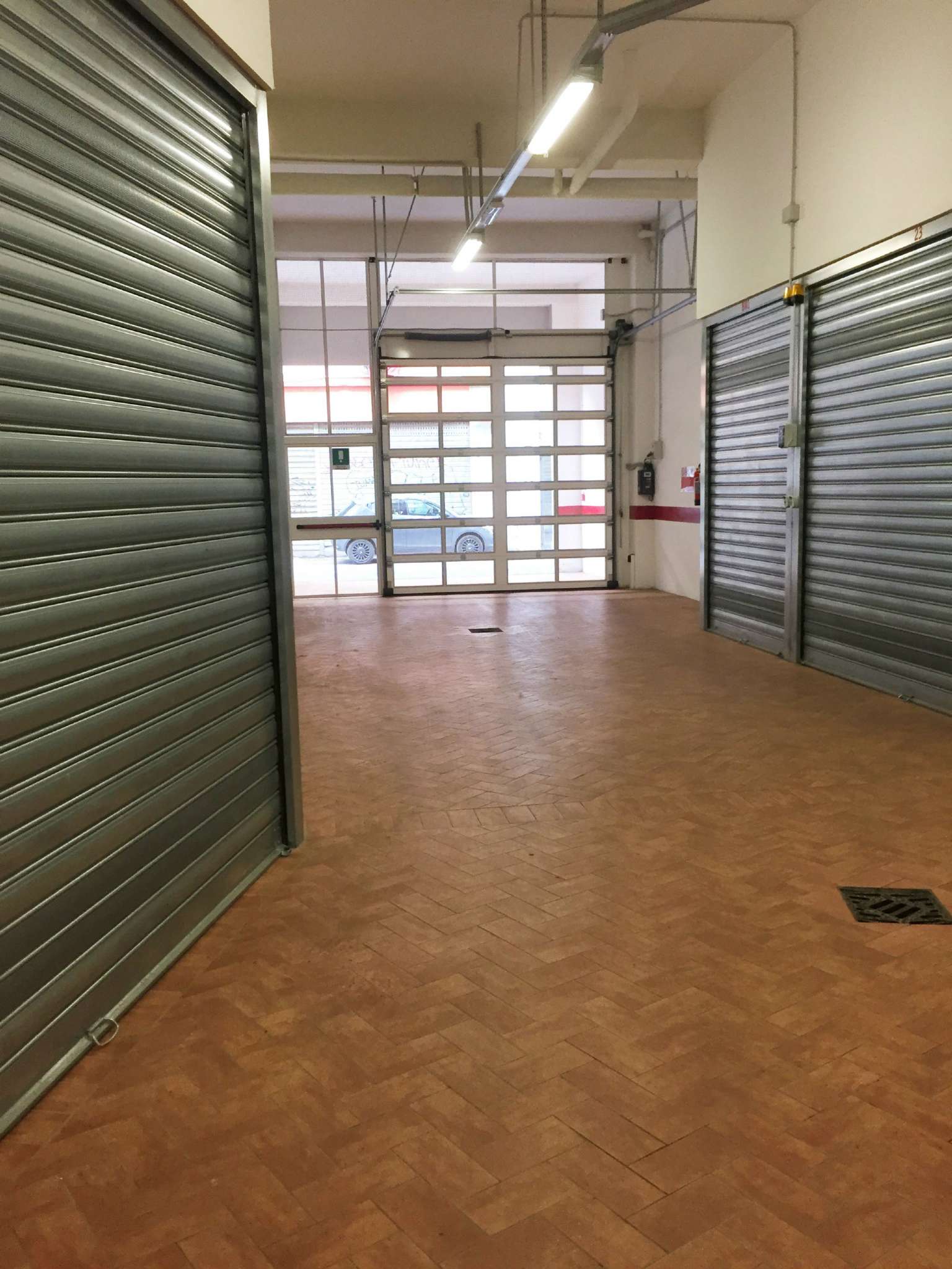 Box auto - Posto auto ROMA vendita  MARCONI  RE/MAX Urbest