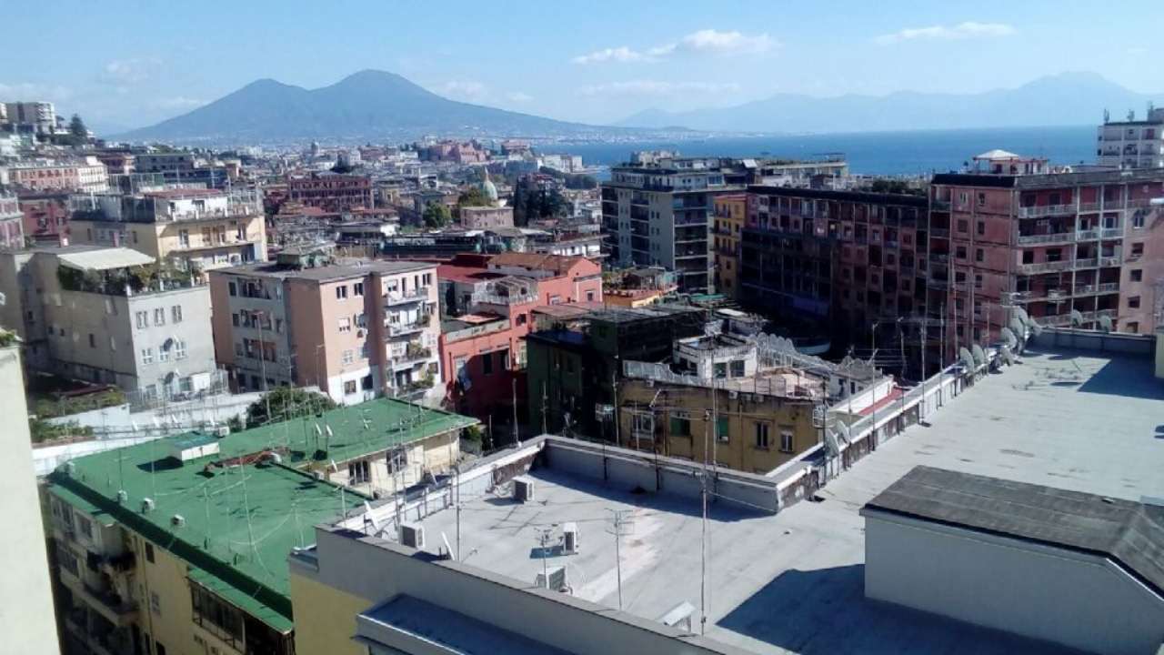 Appartamento NAPOLI vendita  CHIAIA parco comola stassano immobiliare