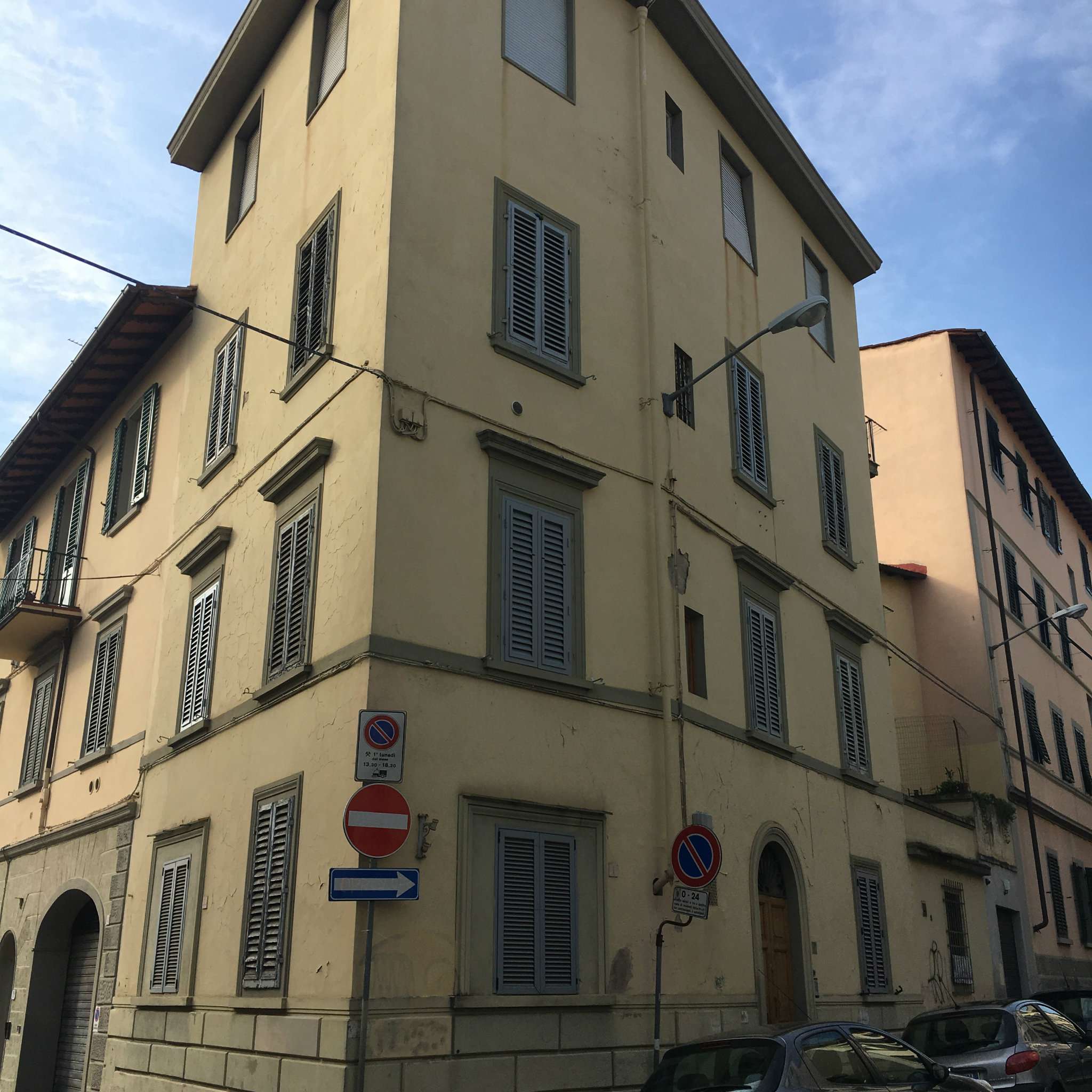  firenze vendita quart: viali gestimm srl