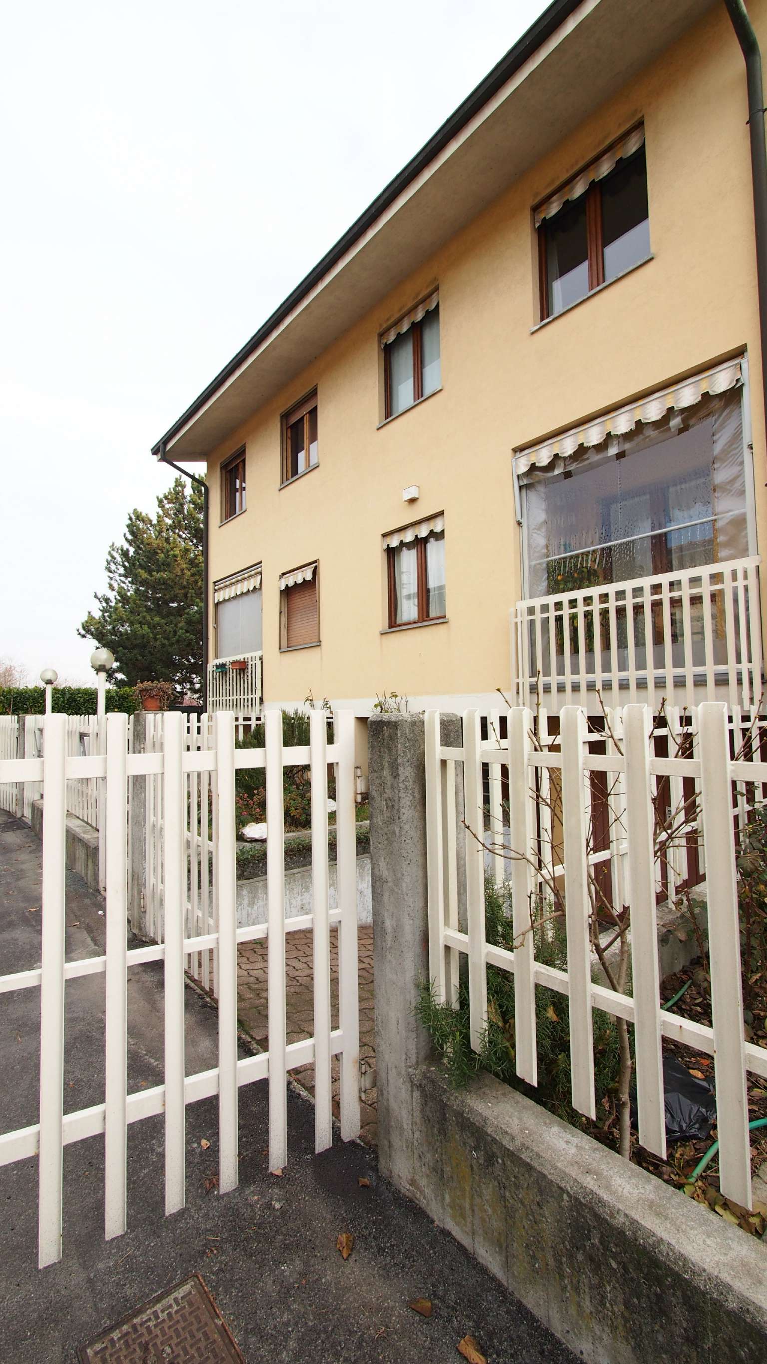 Casa indipendente in vendita a orbassano via mazzini for Casa indipendente