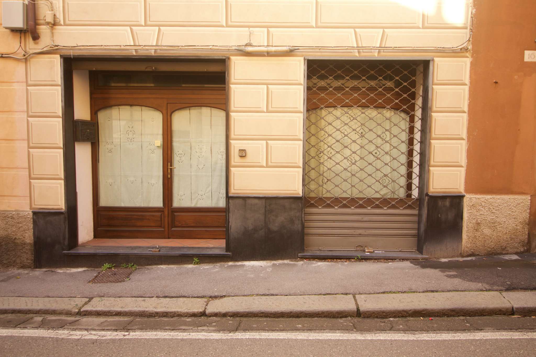 Negozio - Loc.Com. GENOVA affitto  NERVI Via Aurelia Dodero Studio Immobiliare