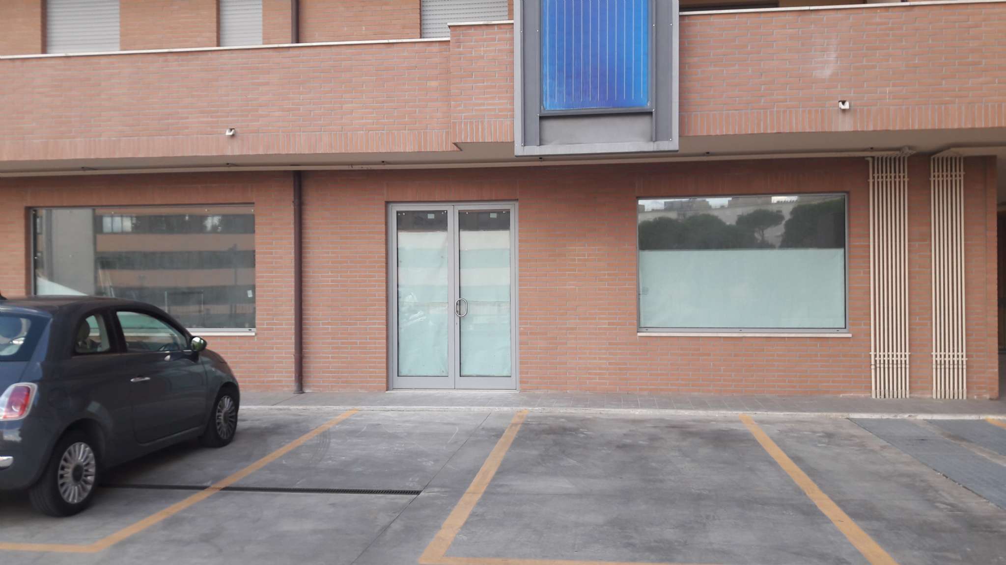 Negozio - Loc.Com. ROMA vendita  BUFALOTTA franco enriquez Merito Immobiliare