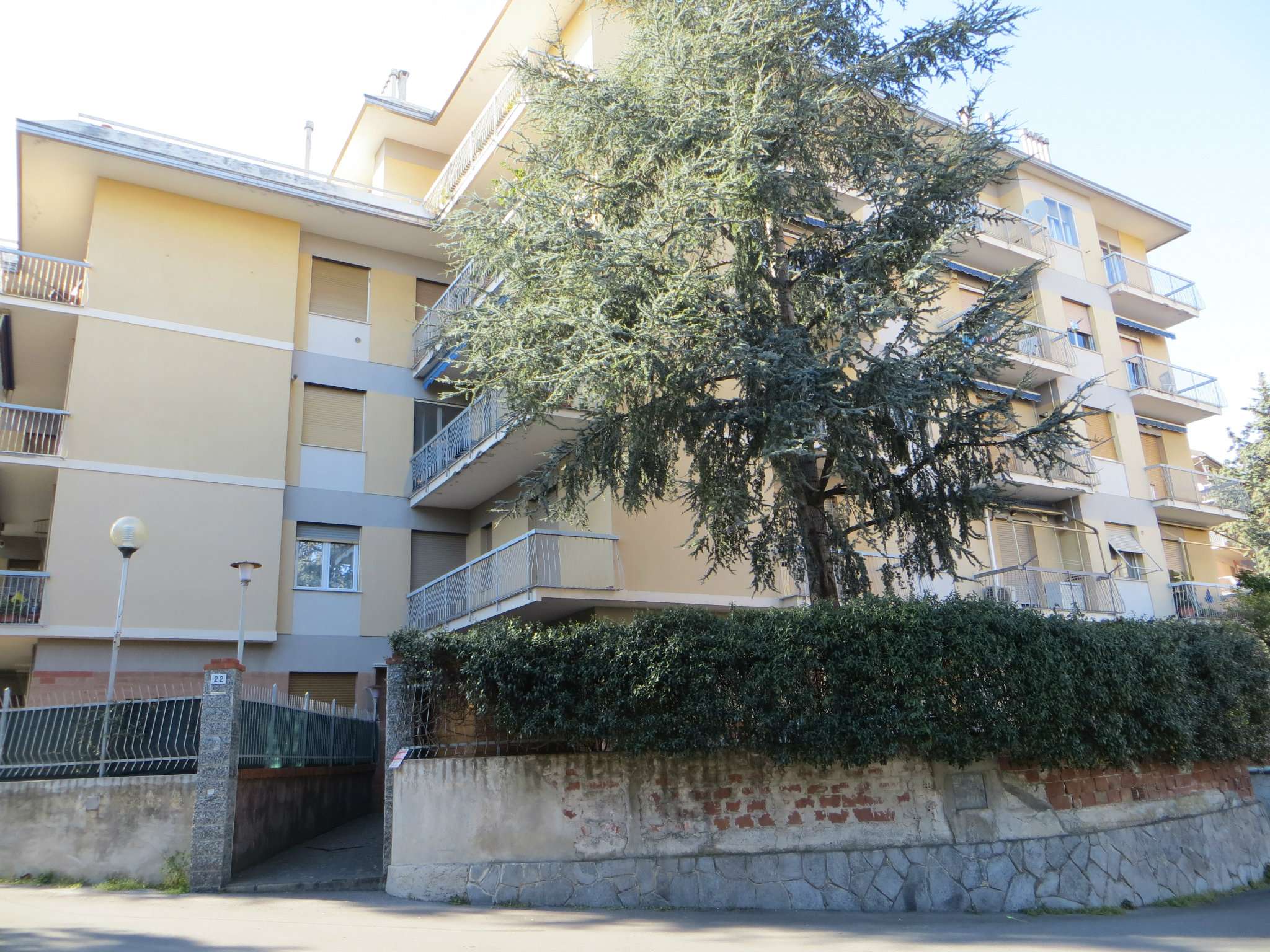 Appartamento GENOVA vendita  PEGLI via Gavino Columbia Immobiliare