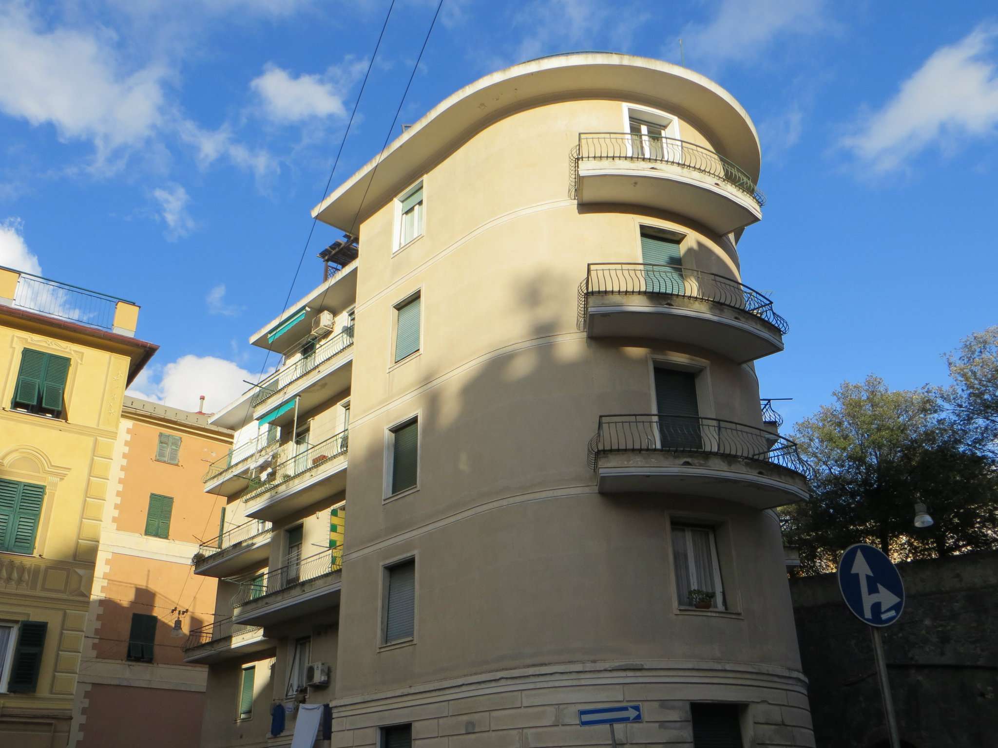  genova vendita quart: pegli columbia immobiliare