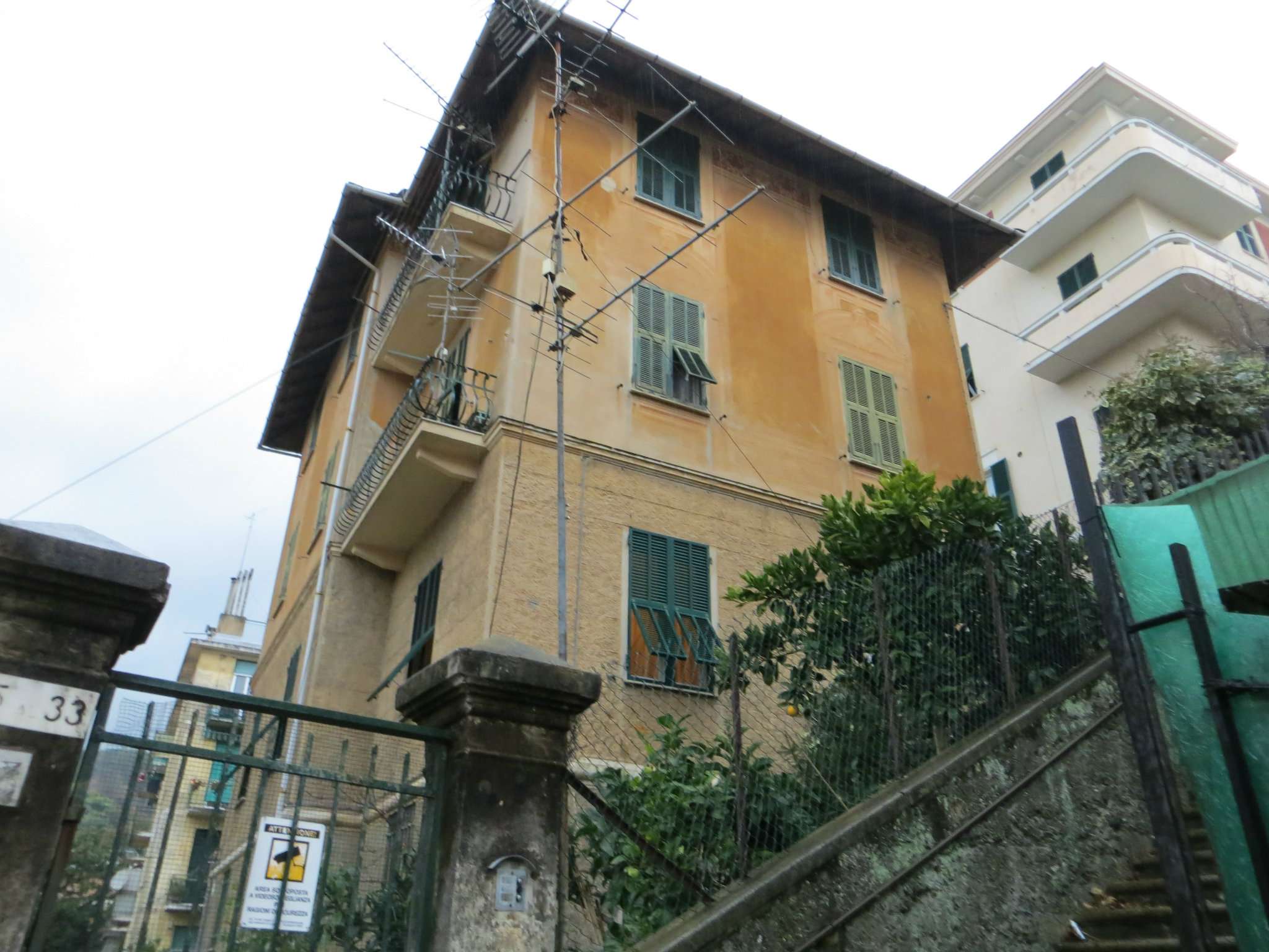  genova affitto quart: pegli columbia immobiliare