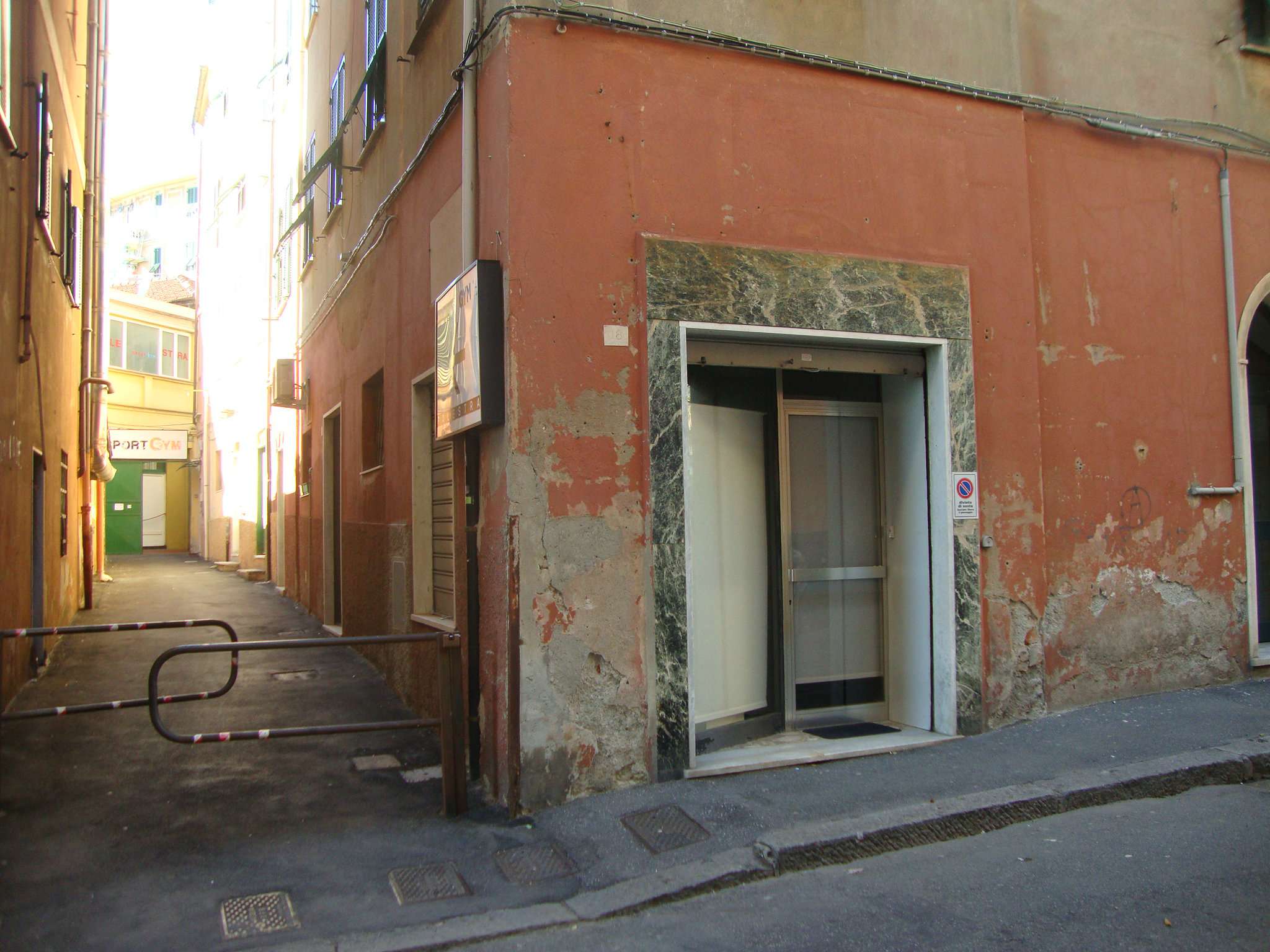  genova vendita quart: pegli immobiliare-sole