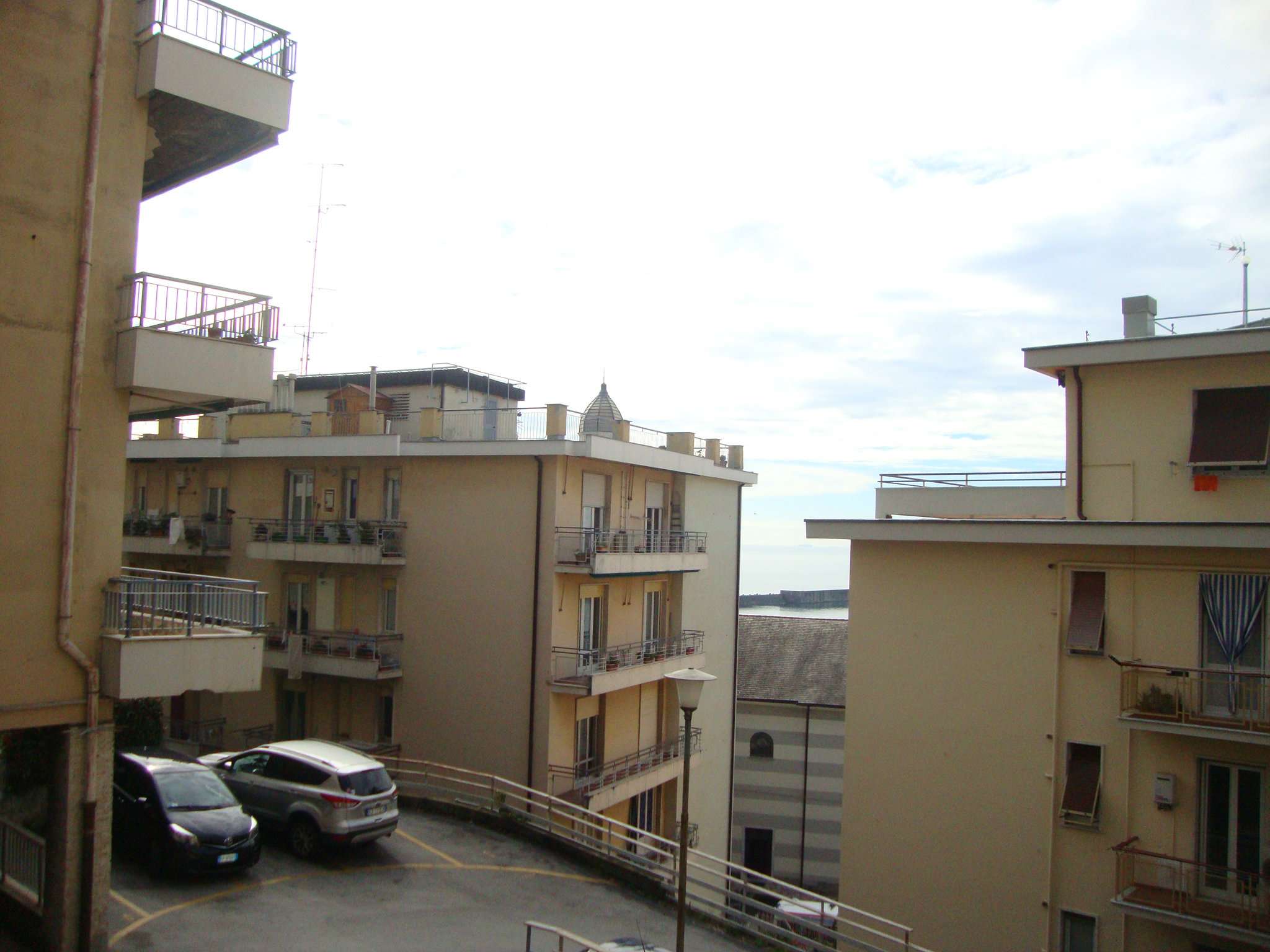 Appartamento GENOVA vendita  PEGLI VIA LAVIOSA IMMOBILIARE SOLE