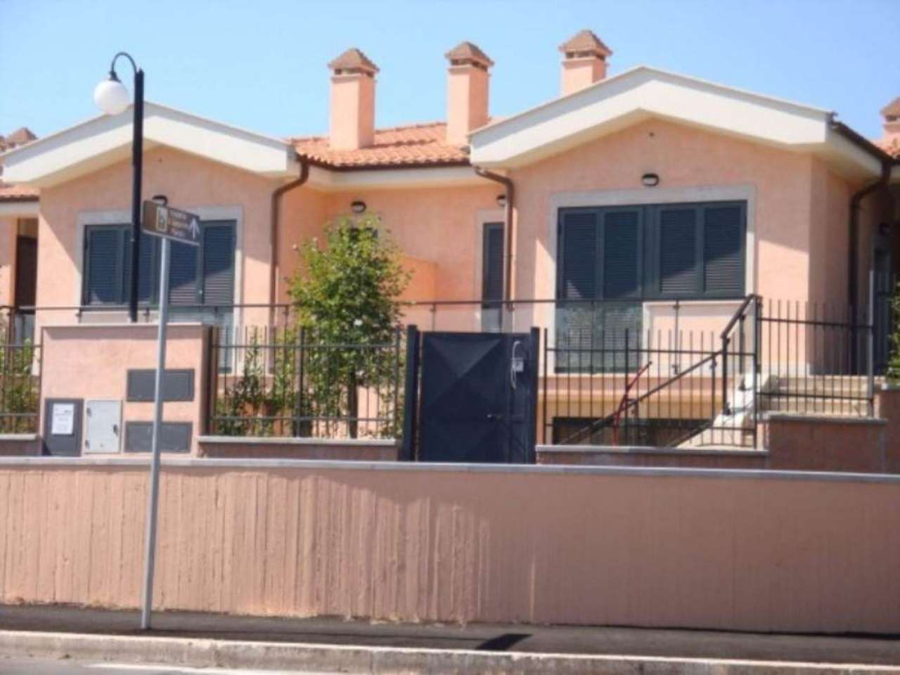 Villa Bifamiliare ROMA vendita  EUROPA  Luigi Chiarini Riva Sviluppo Immobiliare