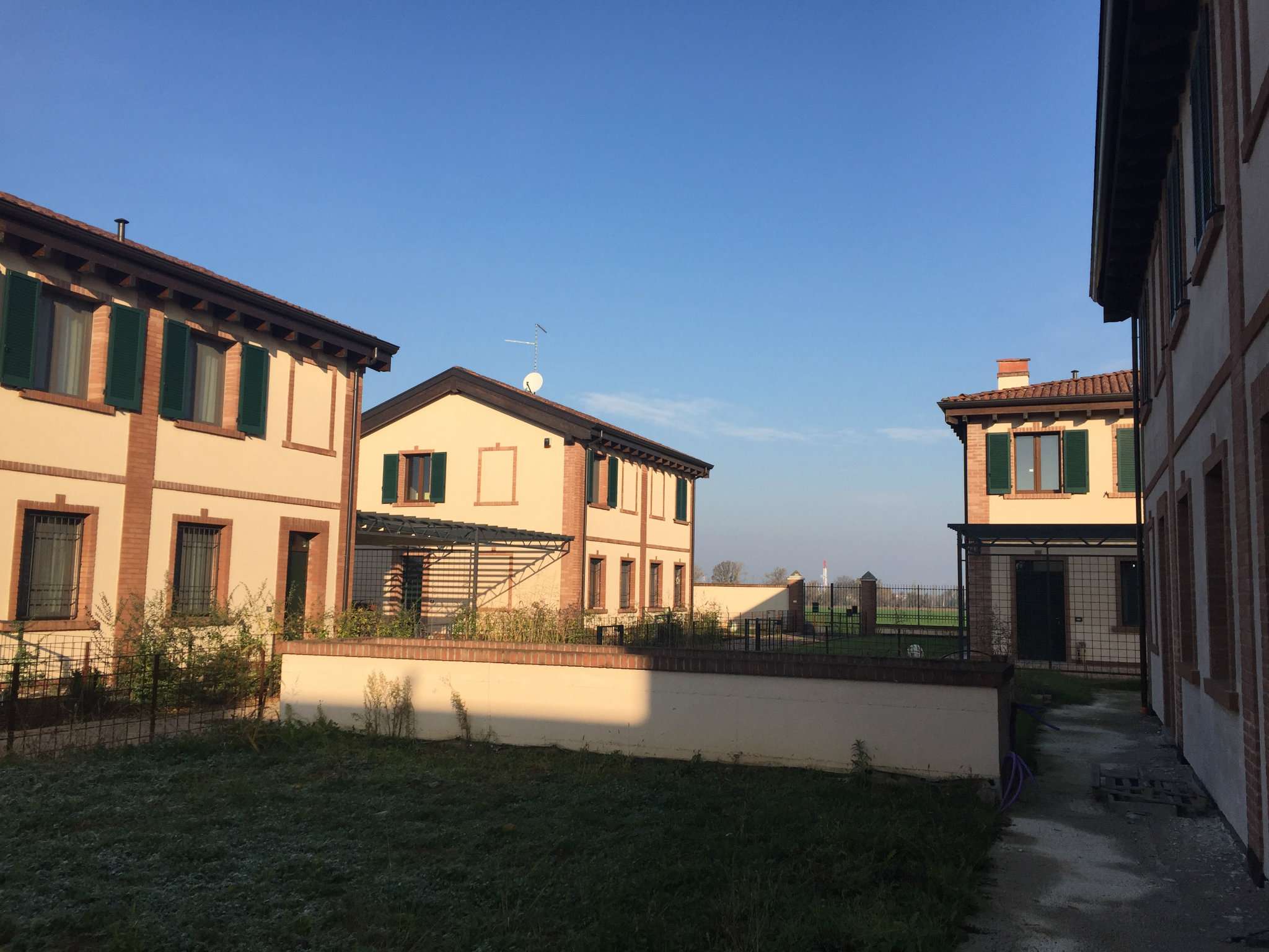 Villa PODENZANO vendita   loc turro FARNESE SOLUZIONI IMMOBILIARI