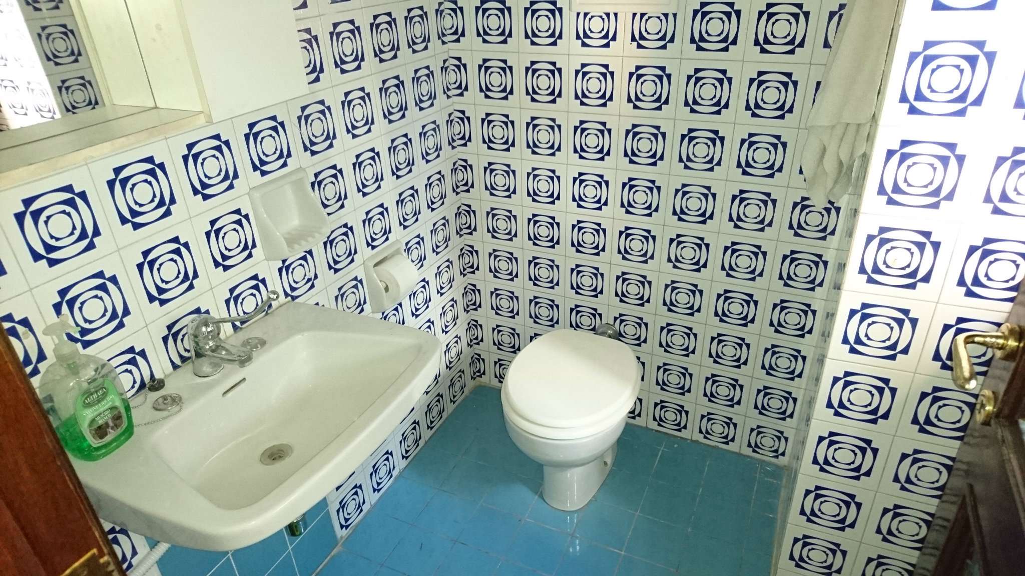 Negozio - Loc.Com. PIACENZA affitto  CENTRO STORICO  FARNESE SOLUZIONI IMMOBILIARI