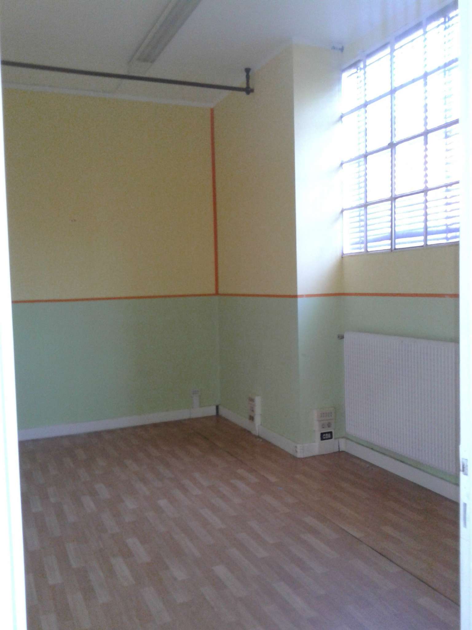 Capannoni (Tutti) PIACENZA affitto    FARNESE SOLUZIONI IMMOBILIARI