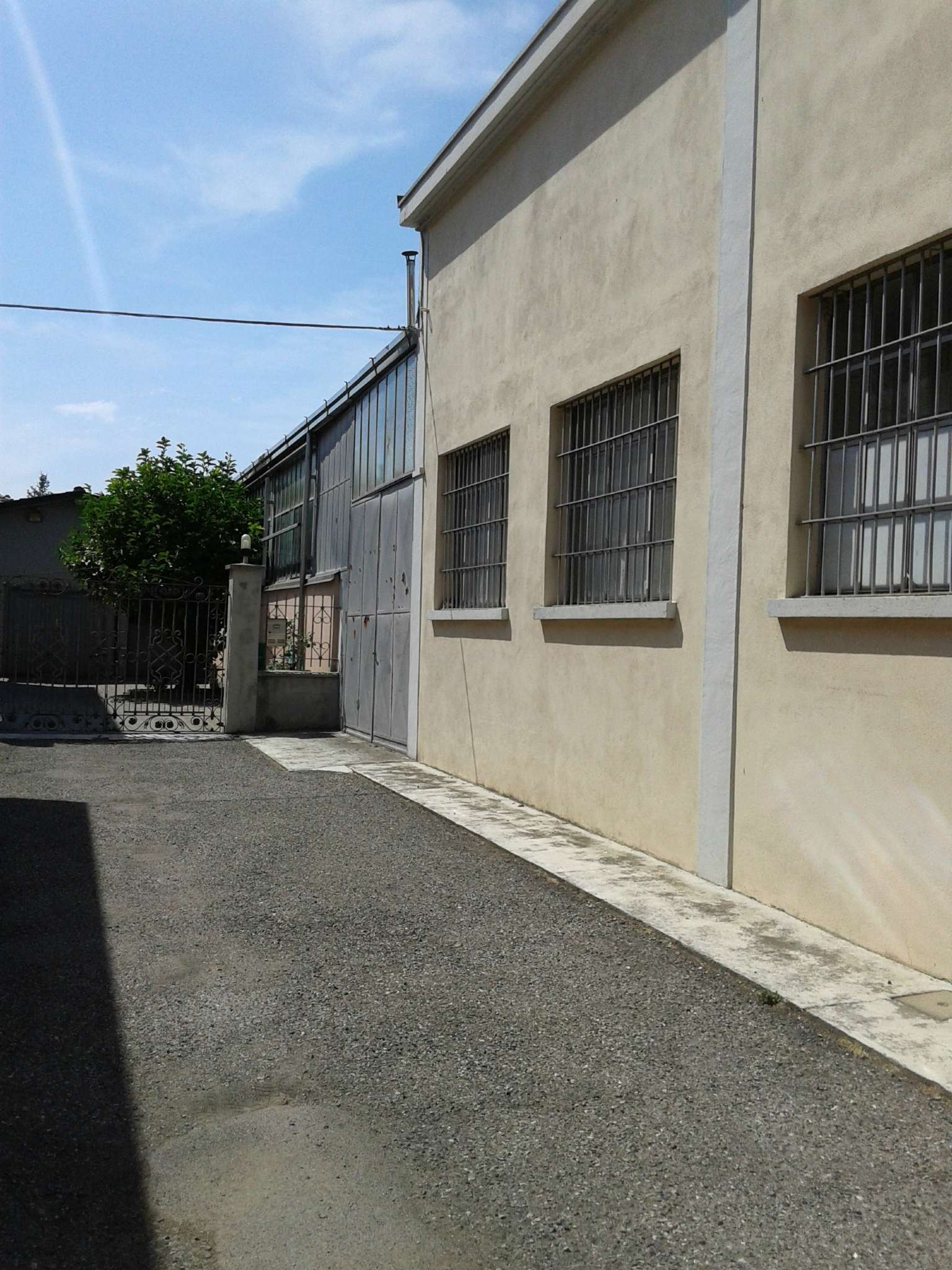 Capannoni (Tutti) PIACENZA affitto    FARNESE SOLUZIONI IMMOBILIARI