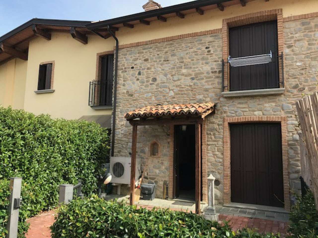 Villa Affiancata - Schiera PODENZANO vendita   ricchetti FARNESE SOLUZIONI IMMOBILIARI