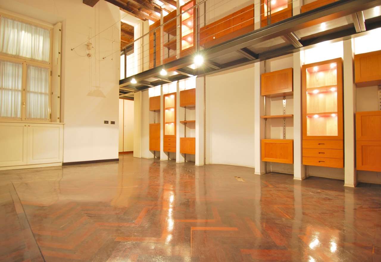 Loft MILANO vendita  CENTRO STORICO VIA BORROMEI H&S Immobiliare