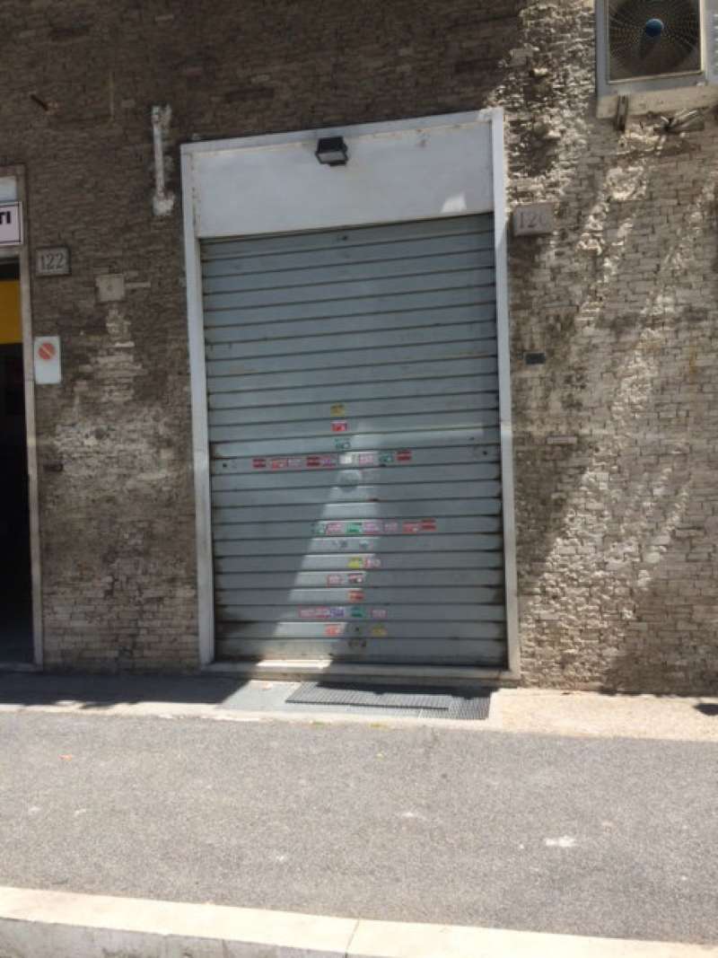 Negozio - Loc.Com. ROMA vendita  TALENTI Via Val d'Ossola V.R. Immobiliare S.R.L.