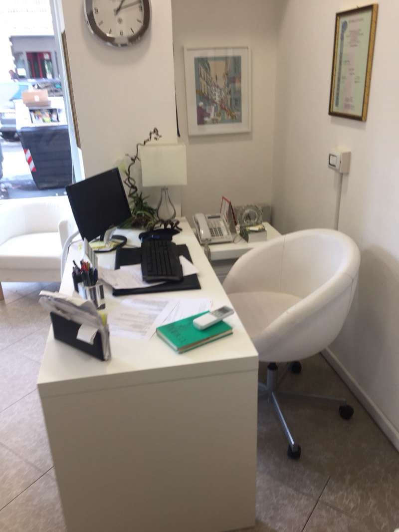 Negozio - Loc.Com. ROMA affitto  NUOVO SALARIO via val maggia V.R. Immobiliare S.R.L.