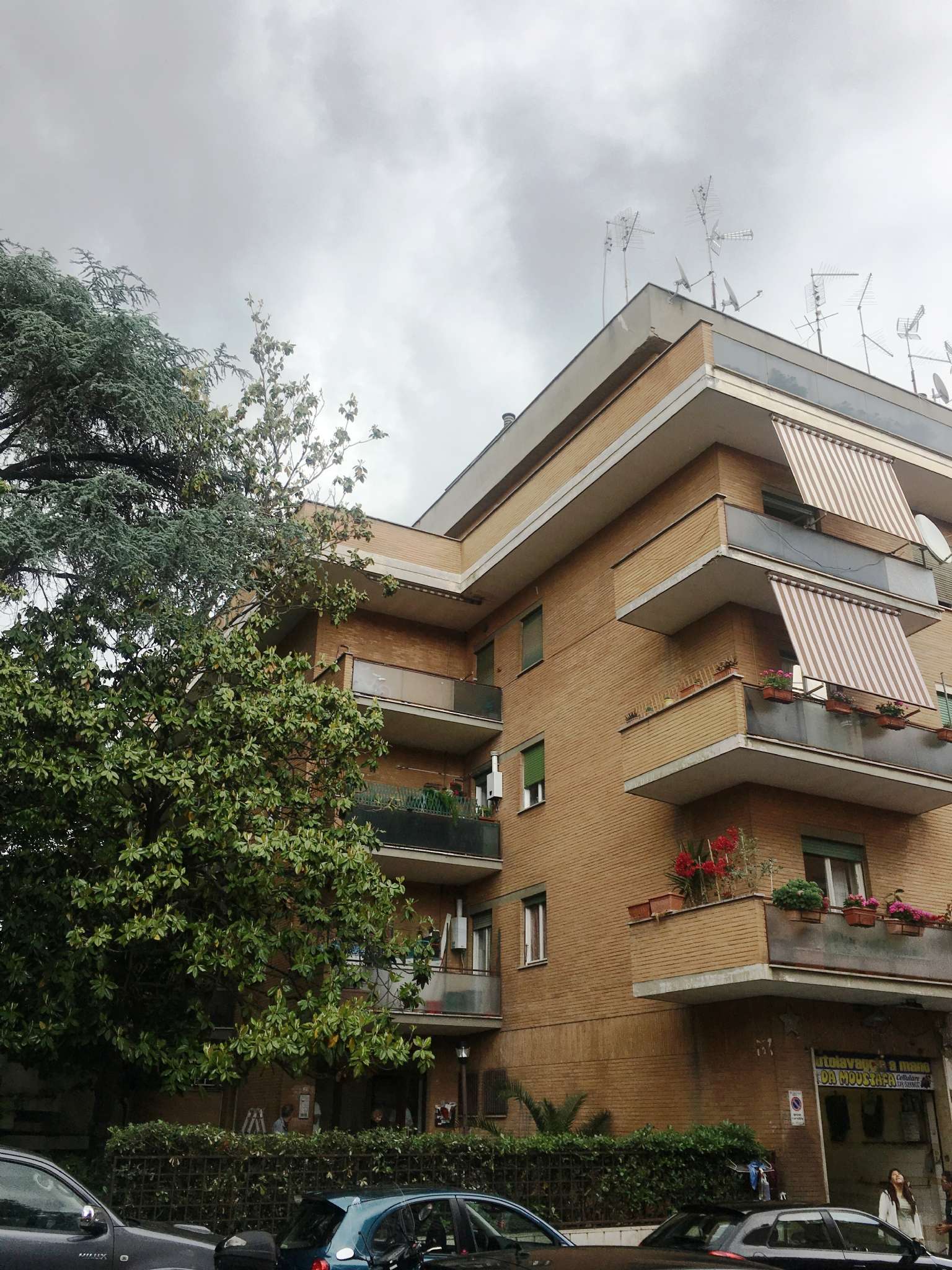  roma affitto quart: nuovo salario v.r. immobiliare s.r.l.