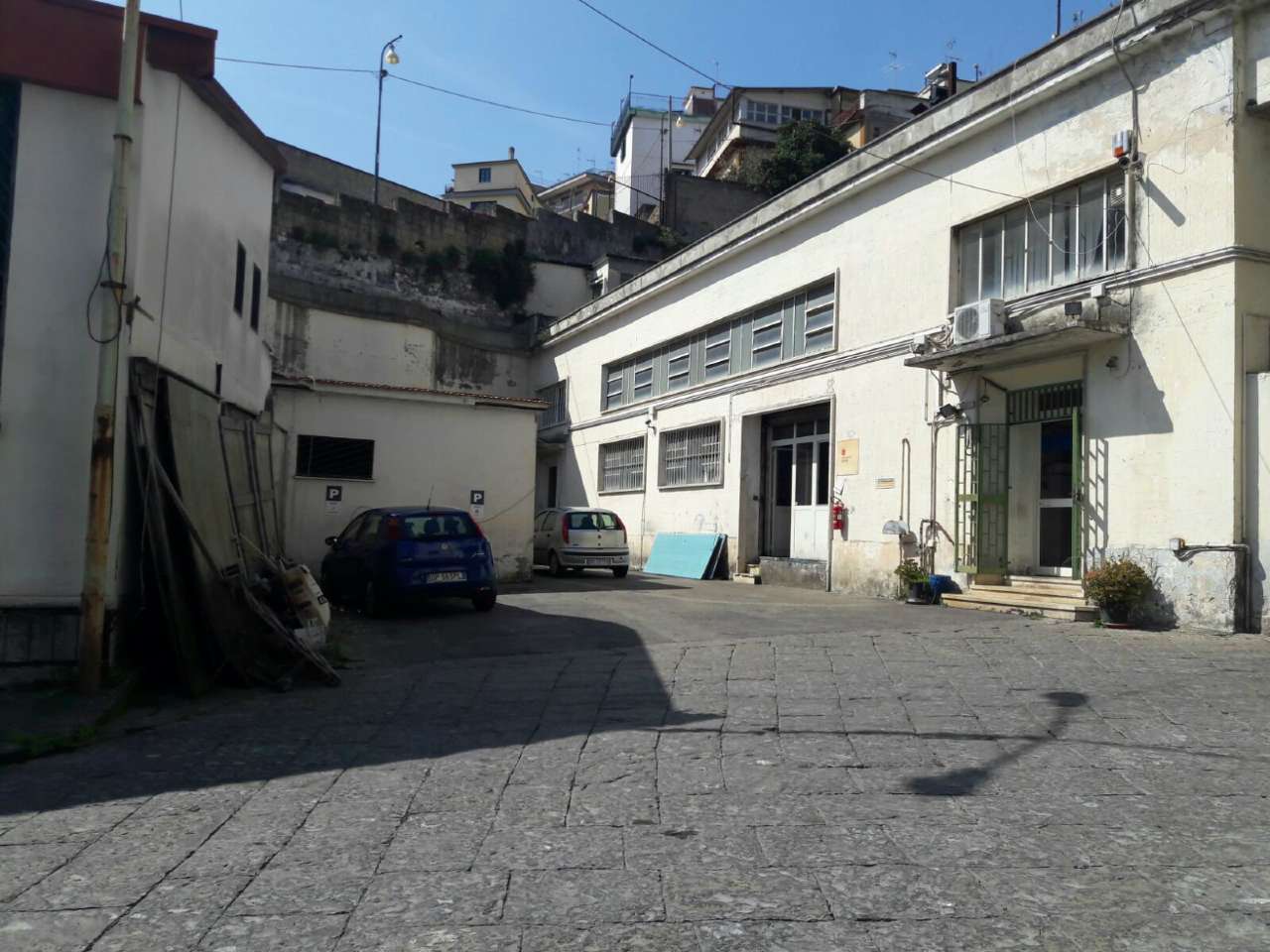 Capannoni (Tutti) NAPOLI vendita   S.Maria ai monti d&d immobili di prestigio