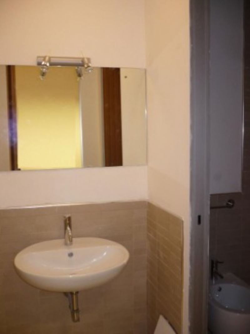 Ufficio - Loc.Com. ROMA affitto  PARIOLI  Liegi Casaitaly.it