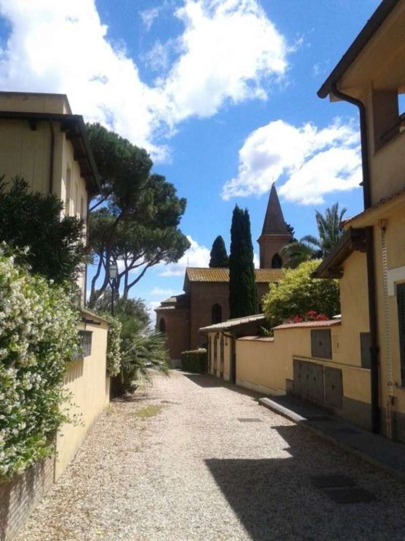 Villa Unifamiliare - Indipendente ROMA affitto  BORGO   AGENTI E CONSULENTI SRL