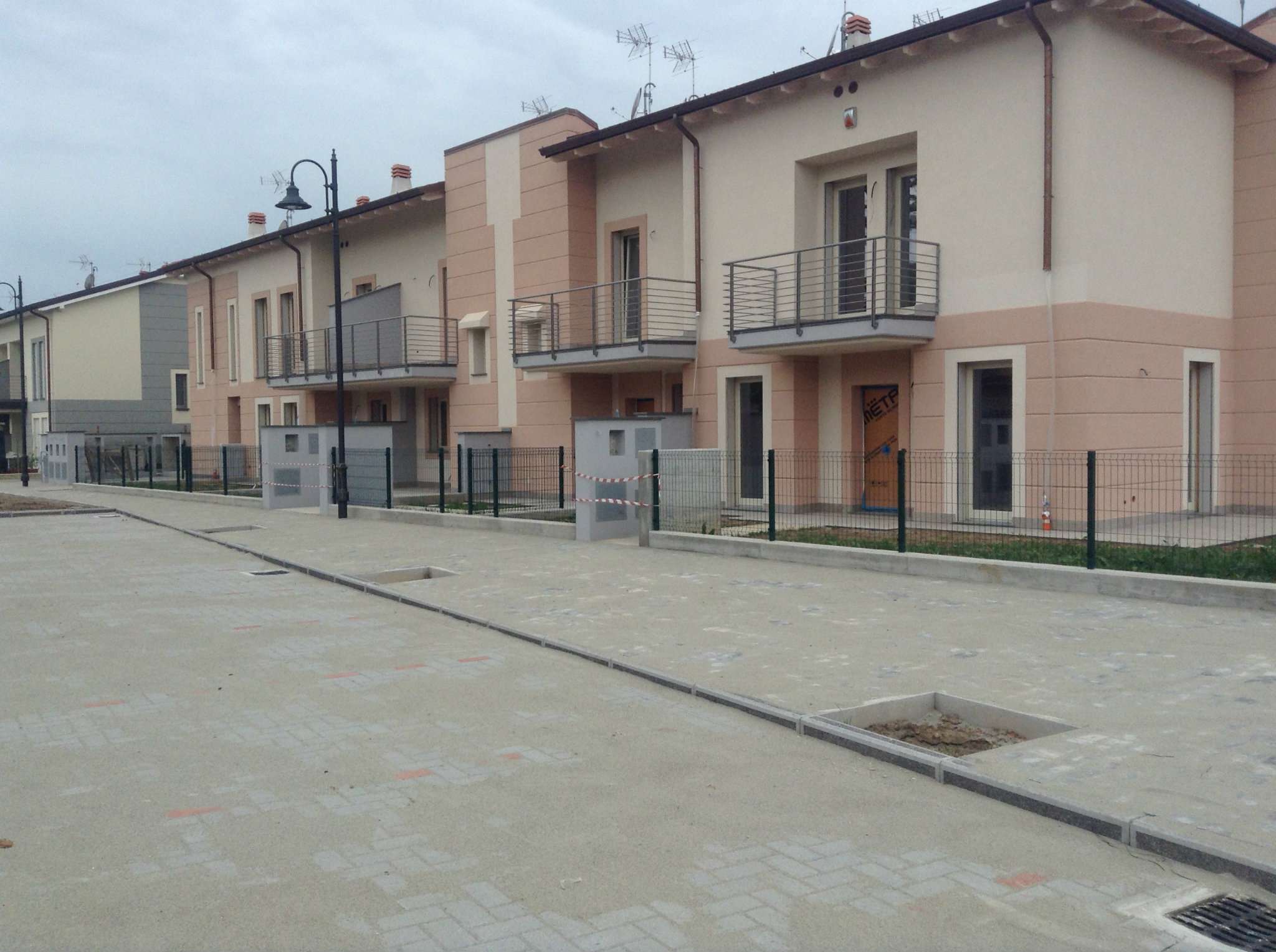  pietrasanta vendita quart:  agenti e consulenti srl